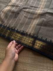 RF919 Grey with black ~ Vintage Podi Kattam Kanchi cotton saree with small border