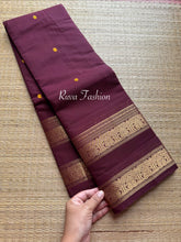 RF118 Maroon / Arakku Shade Monotone Retta Patta Border Kanchi Cotton Saree With Handmade Thread Buttas