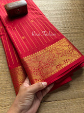 RF1 Monotone Red Classic & Intricate zari woven Vanasingaram Border with vairaoosi pattern & handmade Zari Buttas - RF1