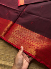 RF885 Kanchi cotton saree with handmade thread buttas ~ Dual tone Arakku shade