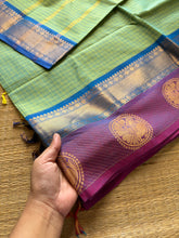 RF479 Dual tone Apple green shade Kattam / checks pattern Kanchi cotton saree with unique Annam pattern border