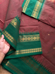 RF810 Dual tone arakku shade Kanchi cotton saree with contrast green border Kanchi cotton saree with handmade golden Zari Buttas