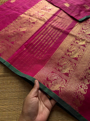 RF819 Magenta pink & Green Combination Premium Kanchi cotton saree with golden Zari checks pattern & Annam Buttas and intricate Zari woven Pallu