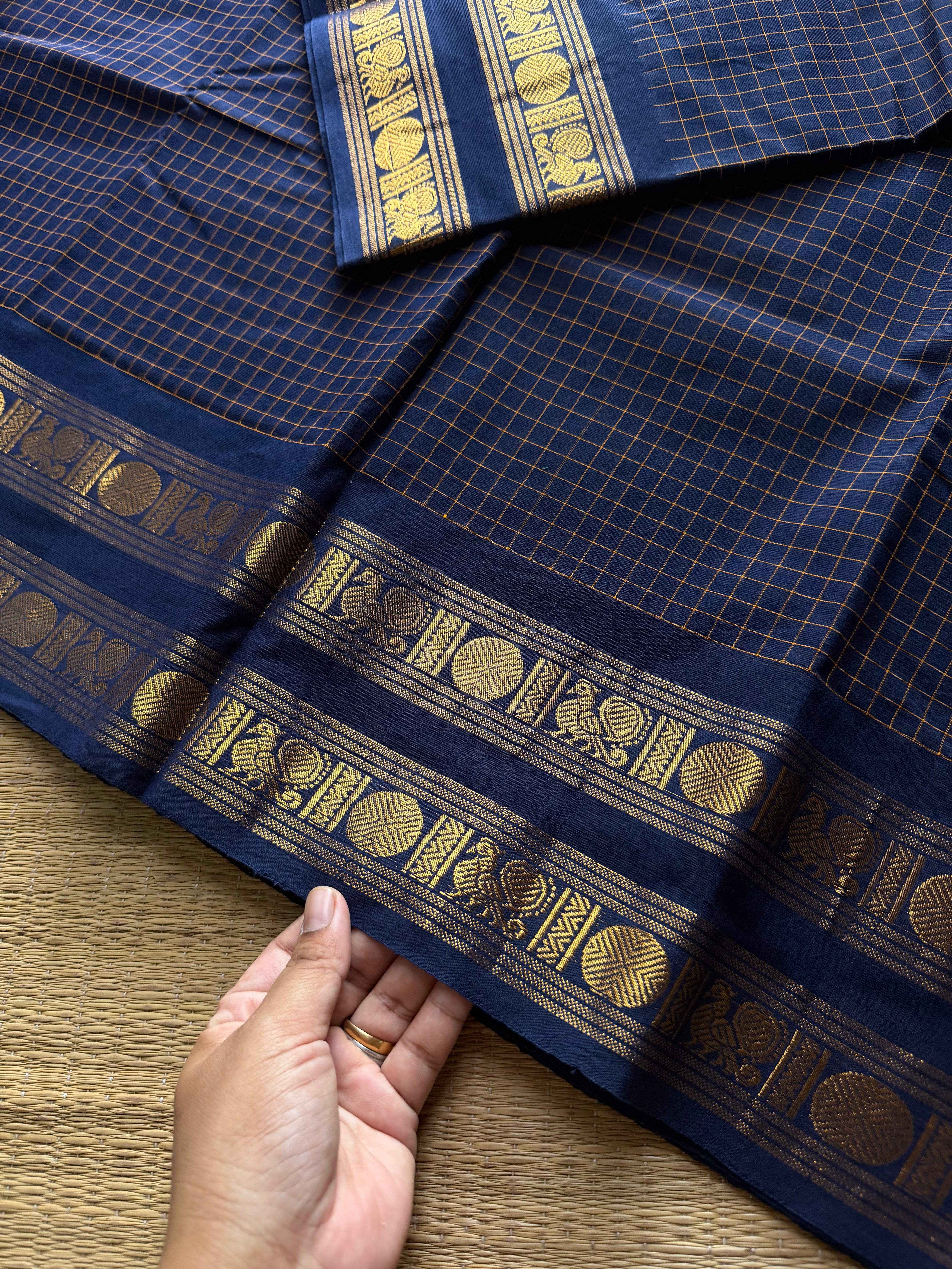 RF1400 Monotone Dark navy blue ~ Vintage Kattam Kanchi Cotton Saree