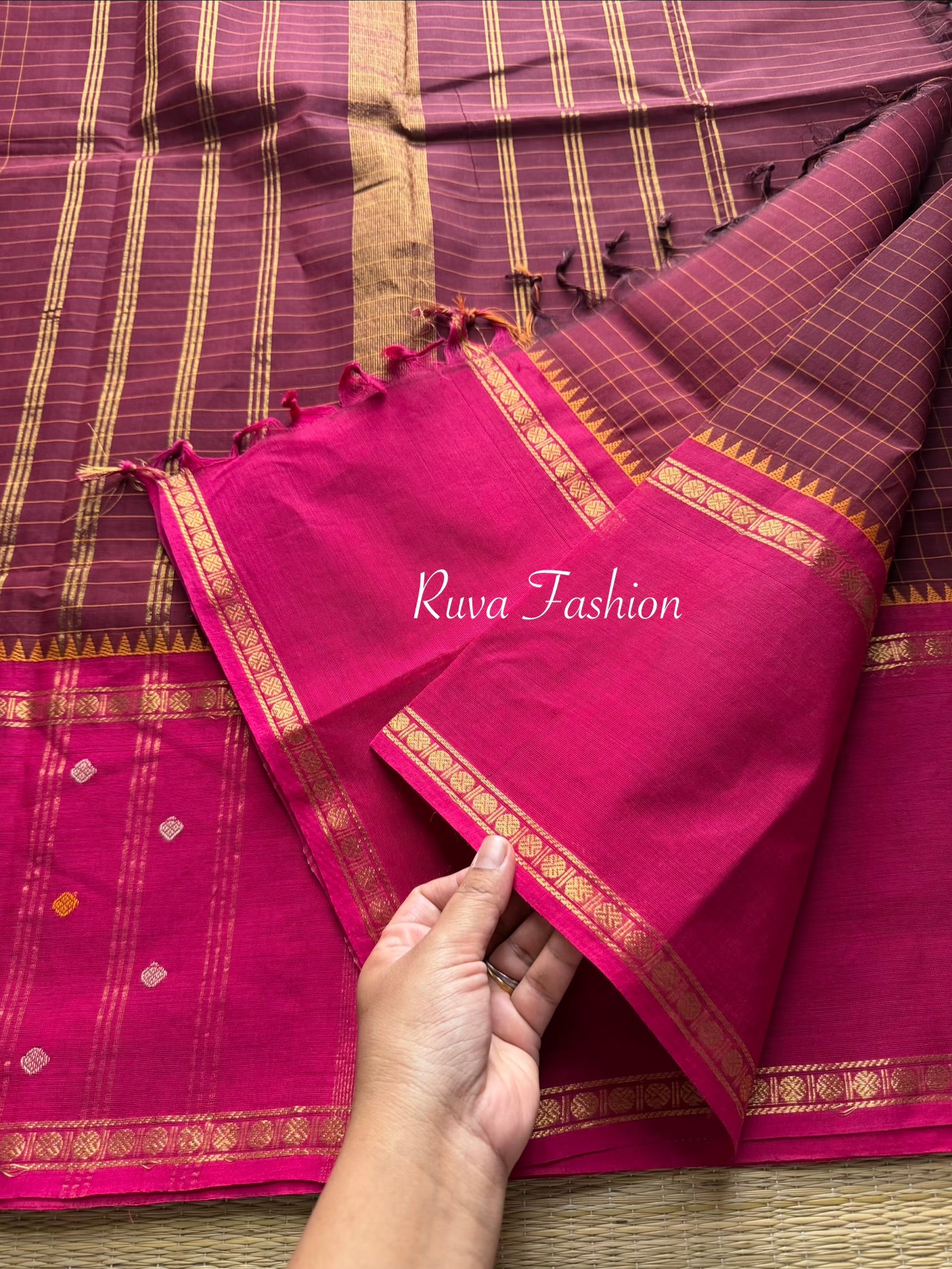 RF24 Maroon With Dark magenta Pink Vintage Style Border with checks pattern & handwoven Buttas on the border - RF24