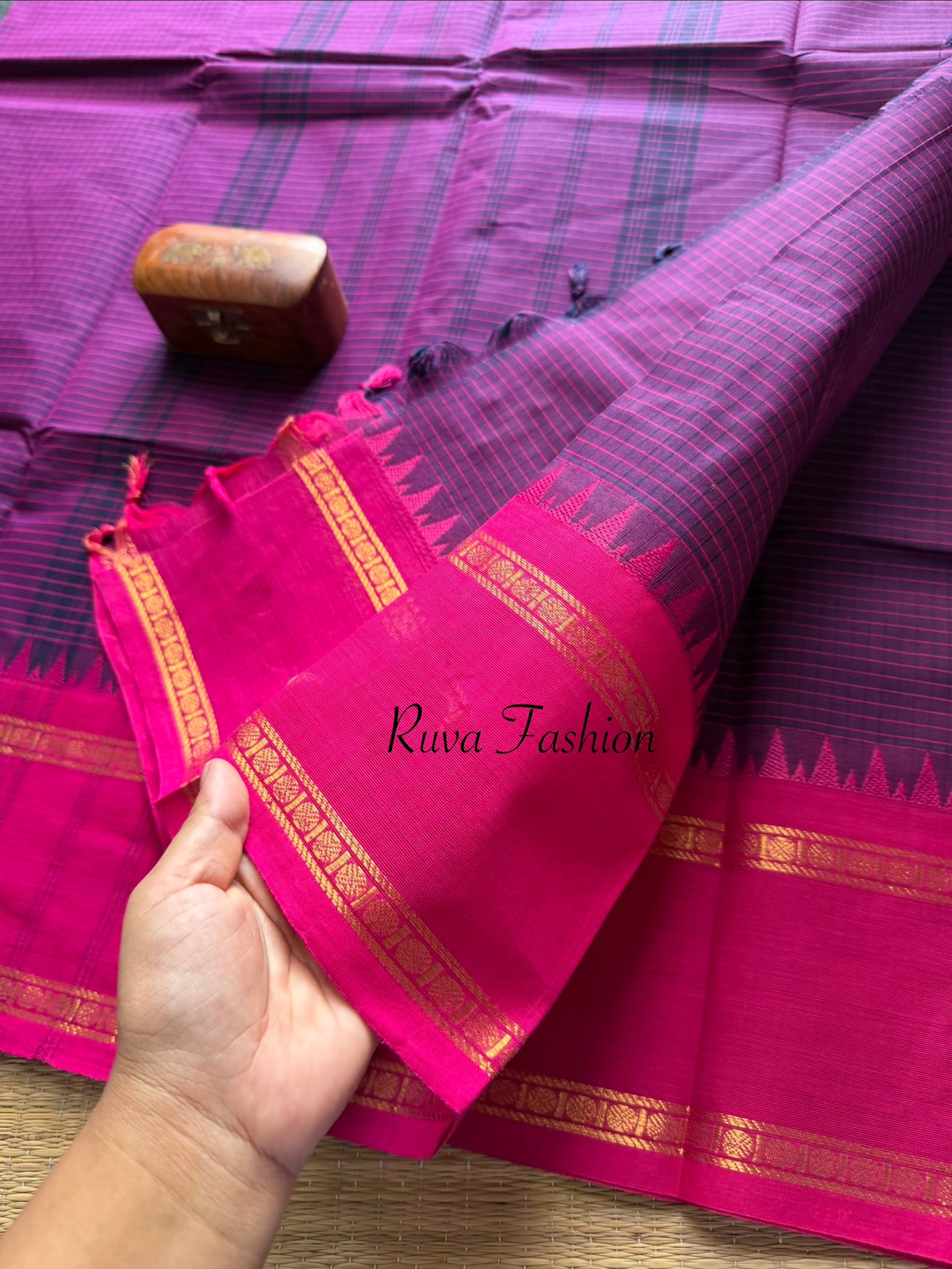 RF55 Dark purple shade with contrast pink vintage border Podi Kattam Kanchi cotton saree