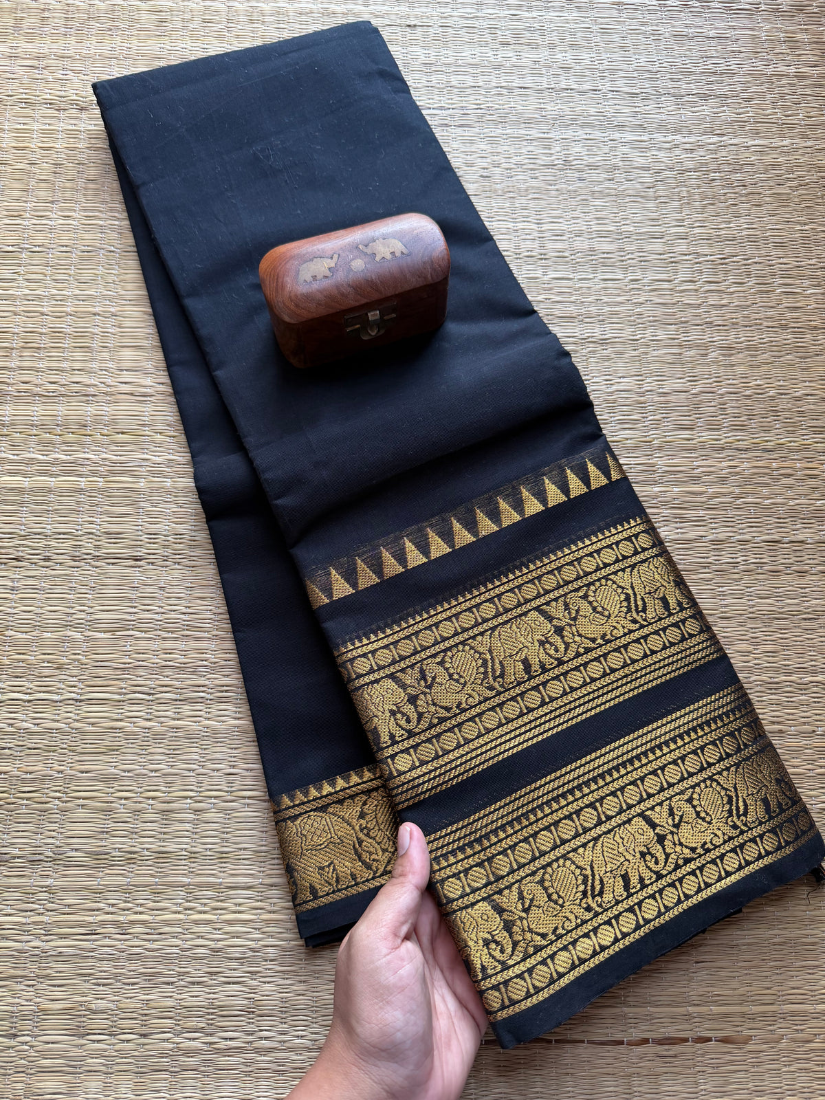 Black Monotone Retta Patta Border Kanchi Cotton Saree