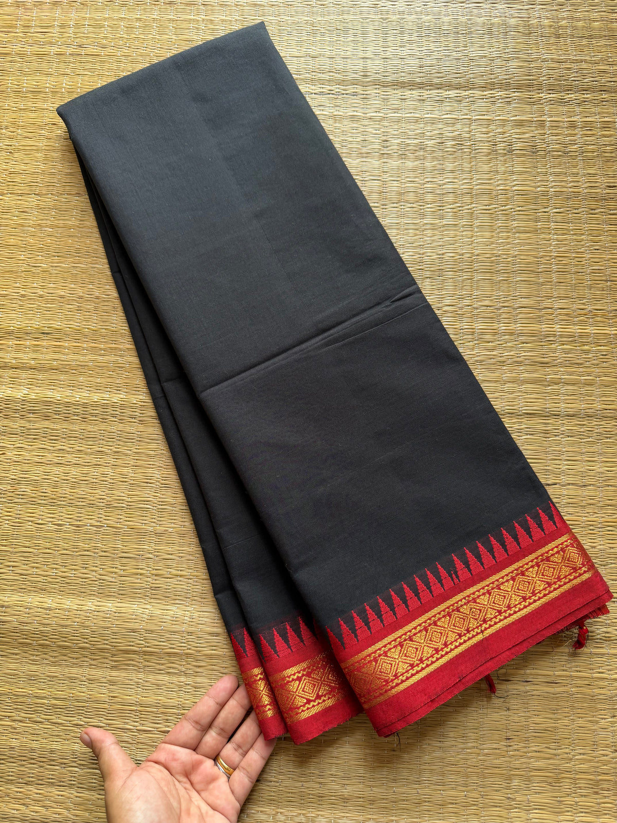Black with maroon combination small border Kanchi cotton saree