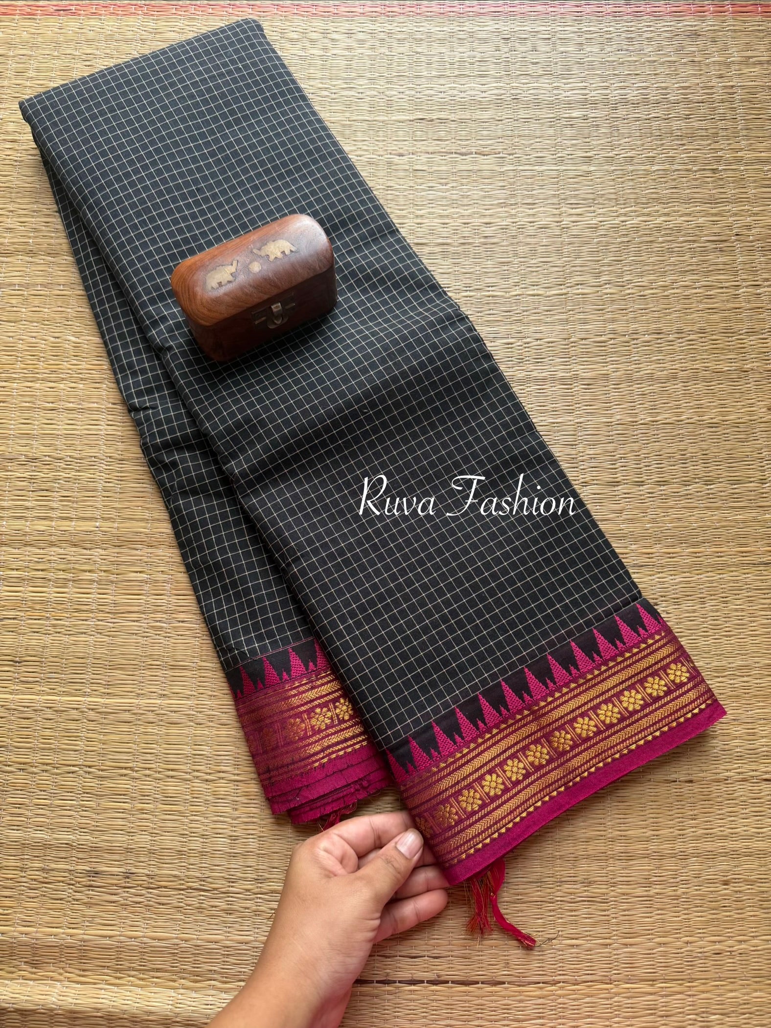 RF106 Black with pink combination Podi Kattam / small checks vintage border Kanchi cotton saree