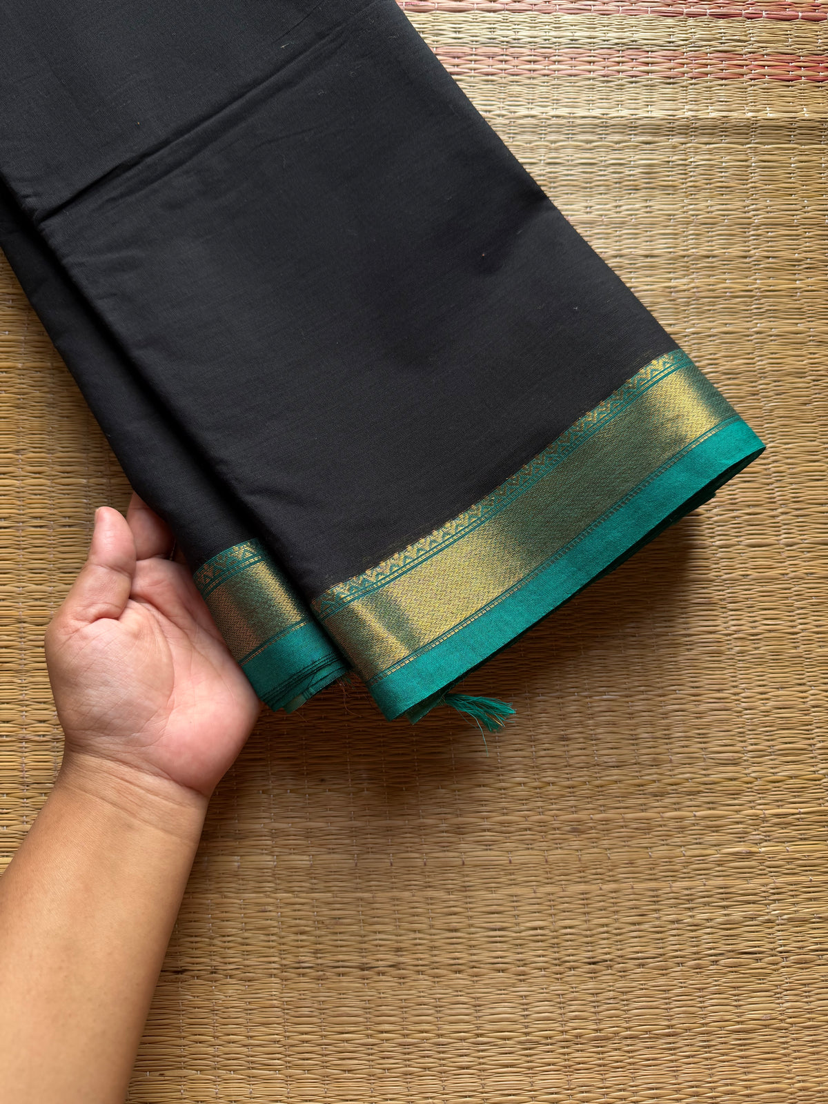 RF988 Black ~ Small border Kanchi cotton saree
