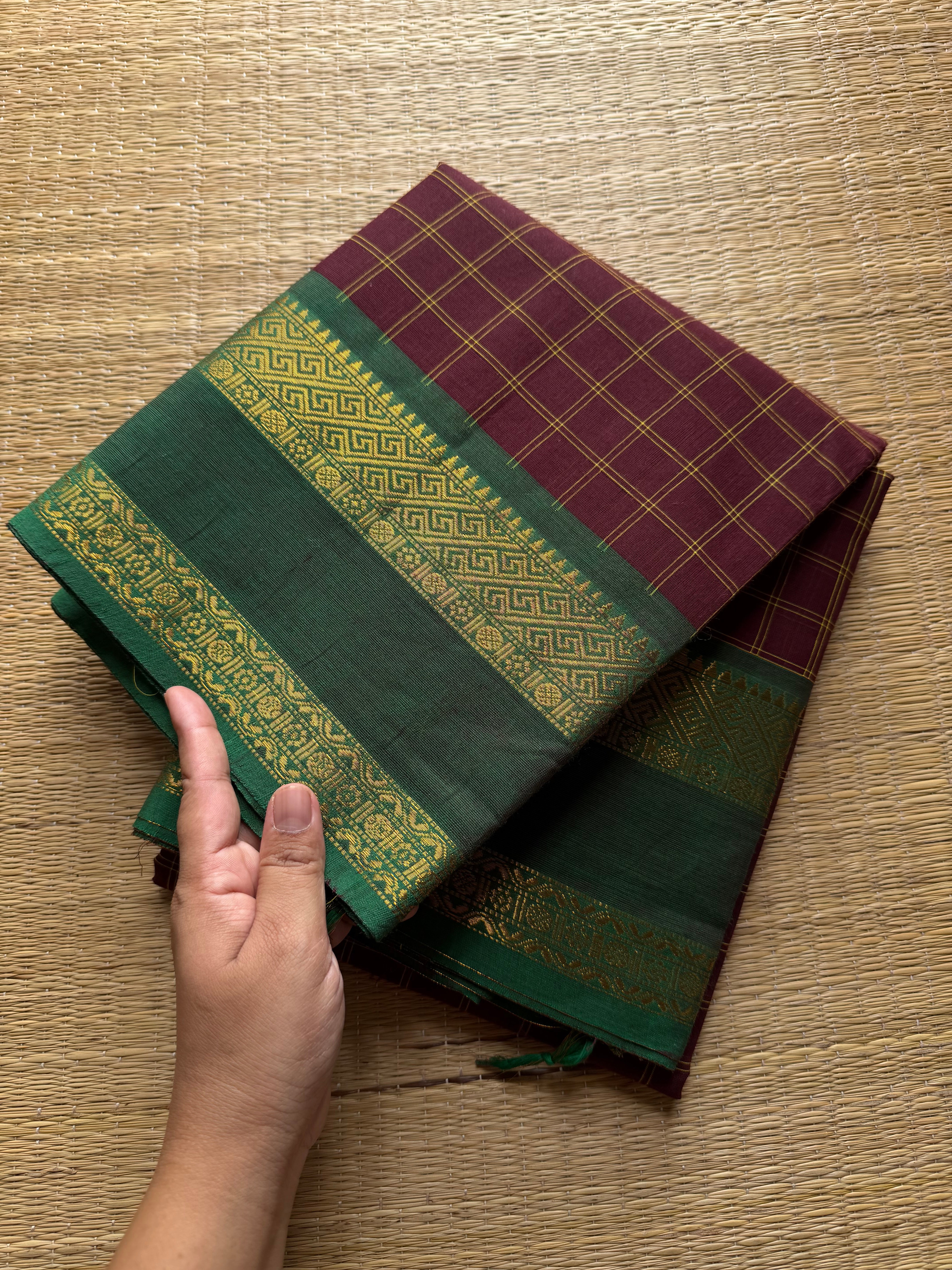 RF413 Dark Maroon With Contrast Green Combination Traditional Vintage Kattam Kanchi Cotton Saree With rettapet gap border