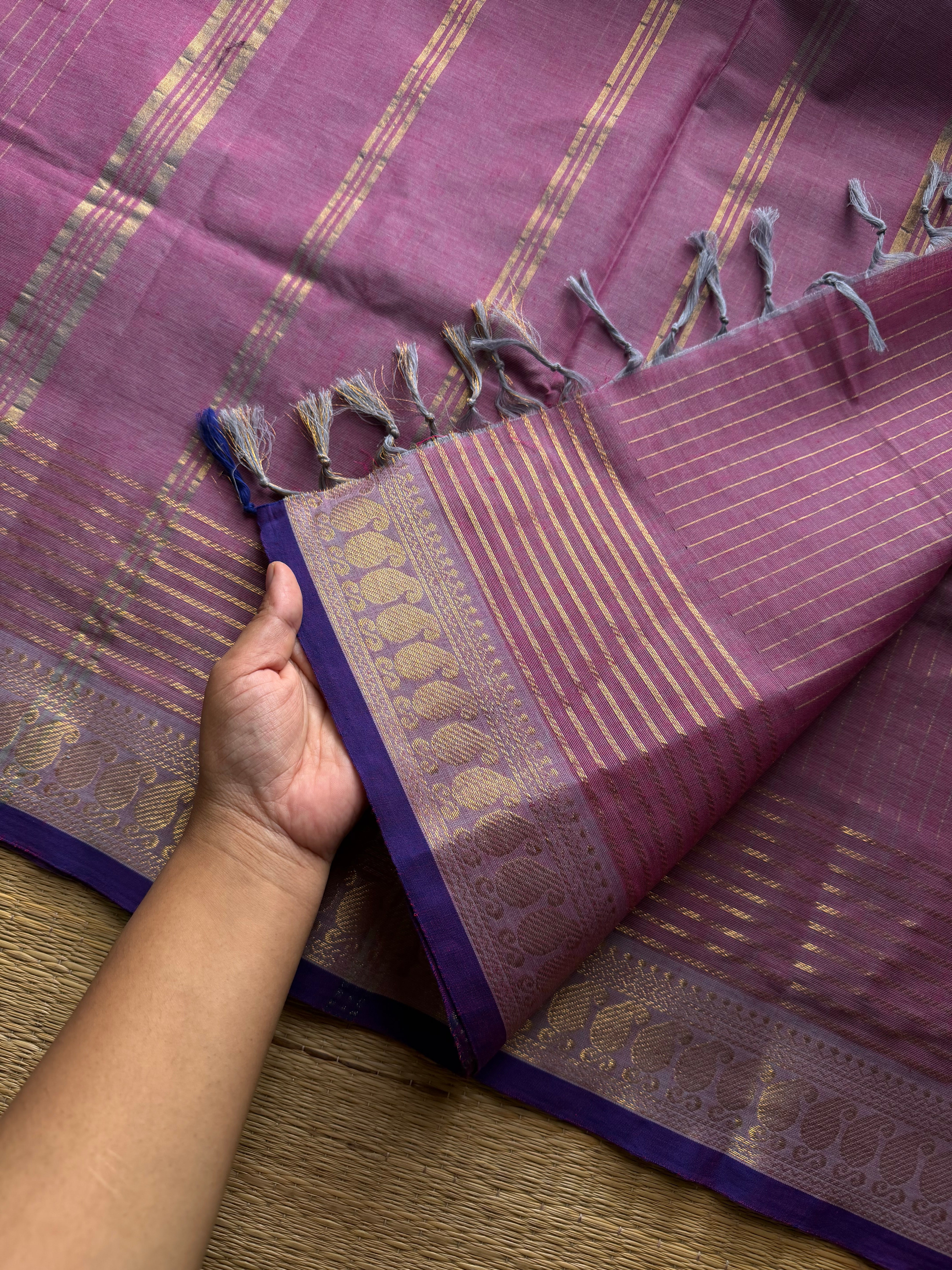 RF1255 Lilac Flower shade ~ Premium Vaira Oosi Kanchi cotton saree with contrast small border