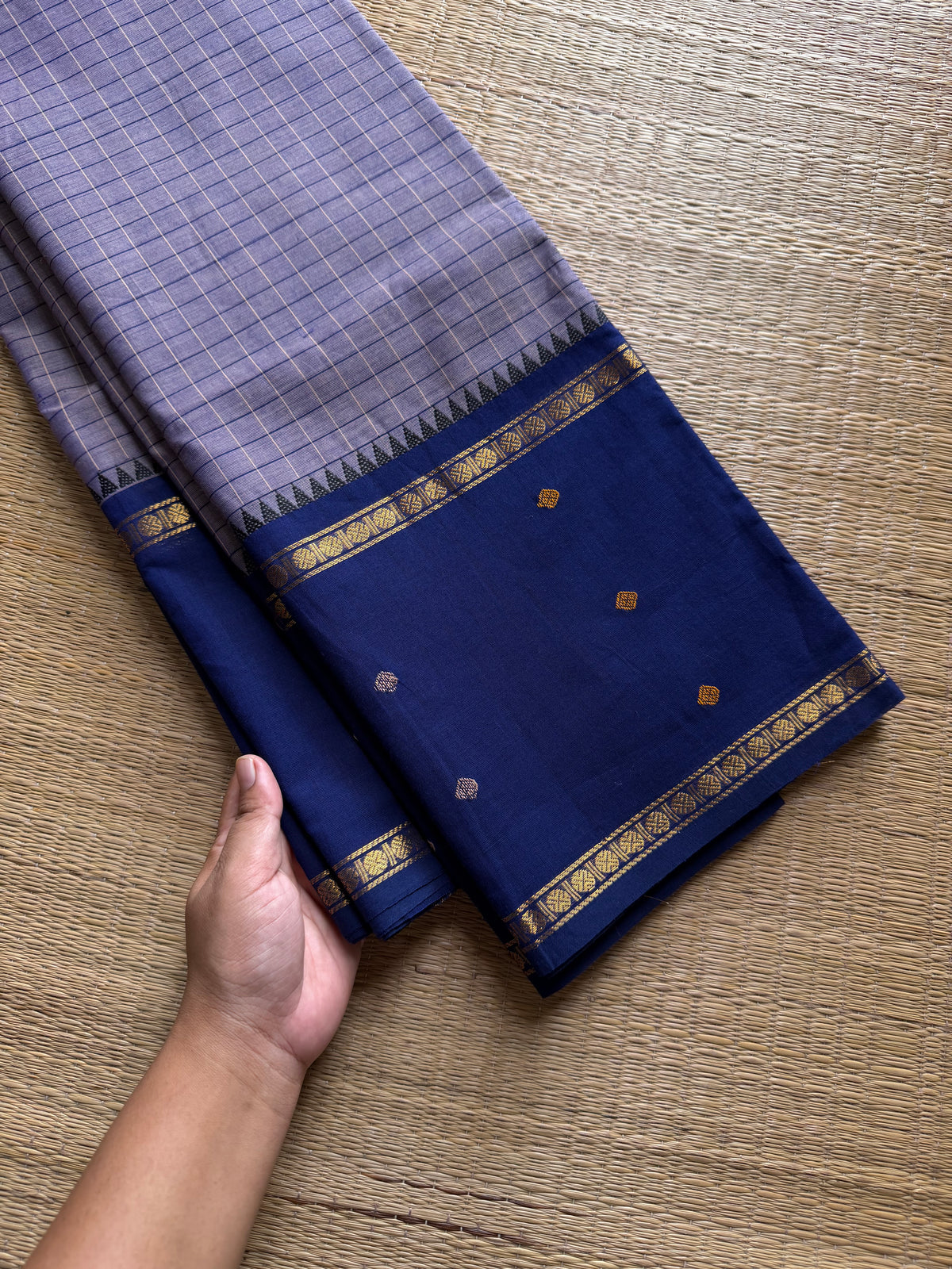 RF1240 Greyish ice blue ~ Vinatge Kattam Kanchi cotton saree