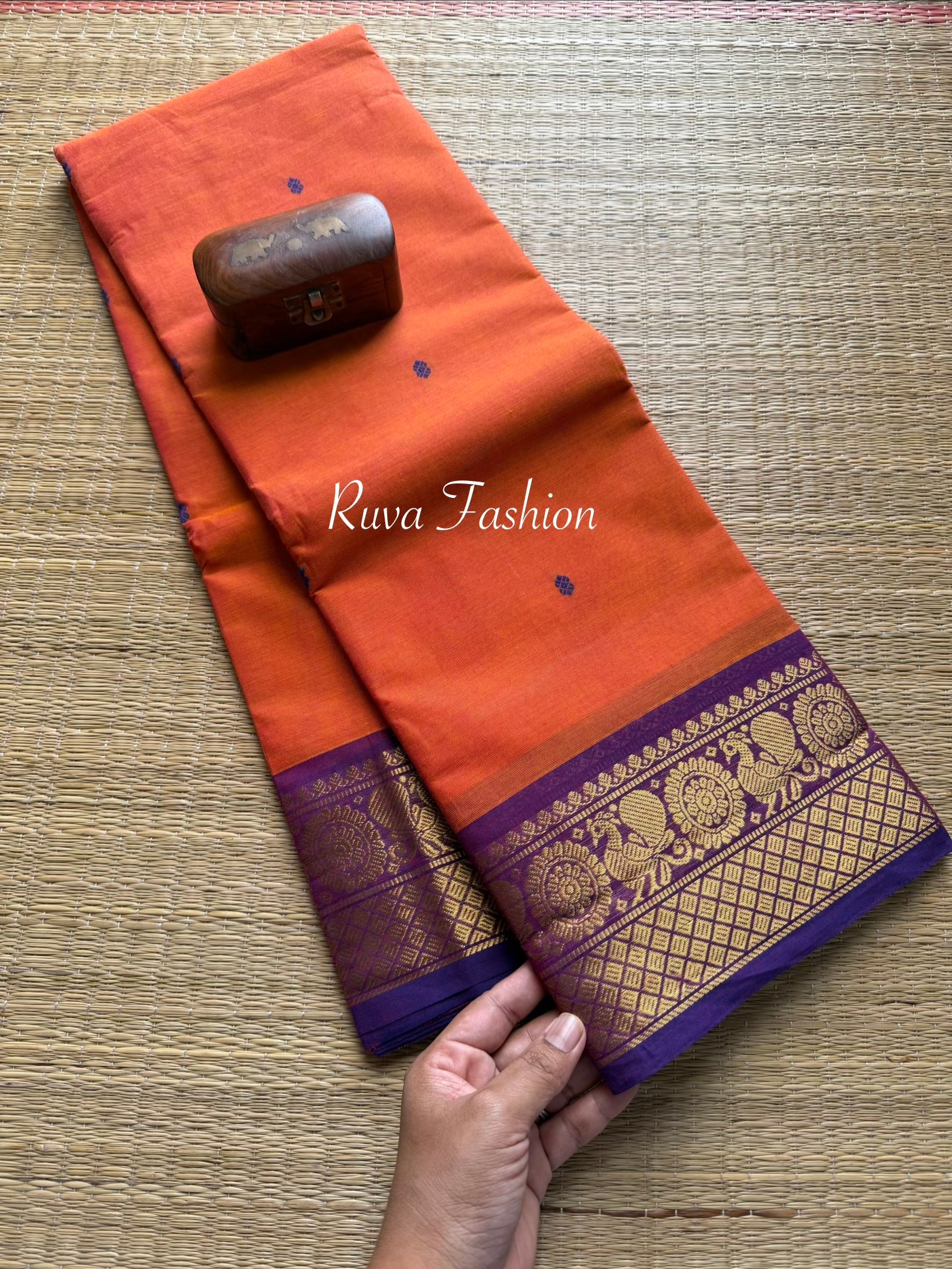 RF53 Dual tone Orange Kanchi Cotton Saree with contrast purple shade Annam border With Handmade Thread Buttas