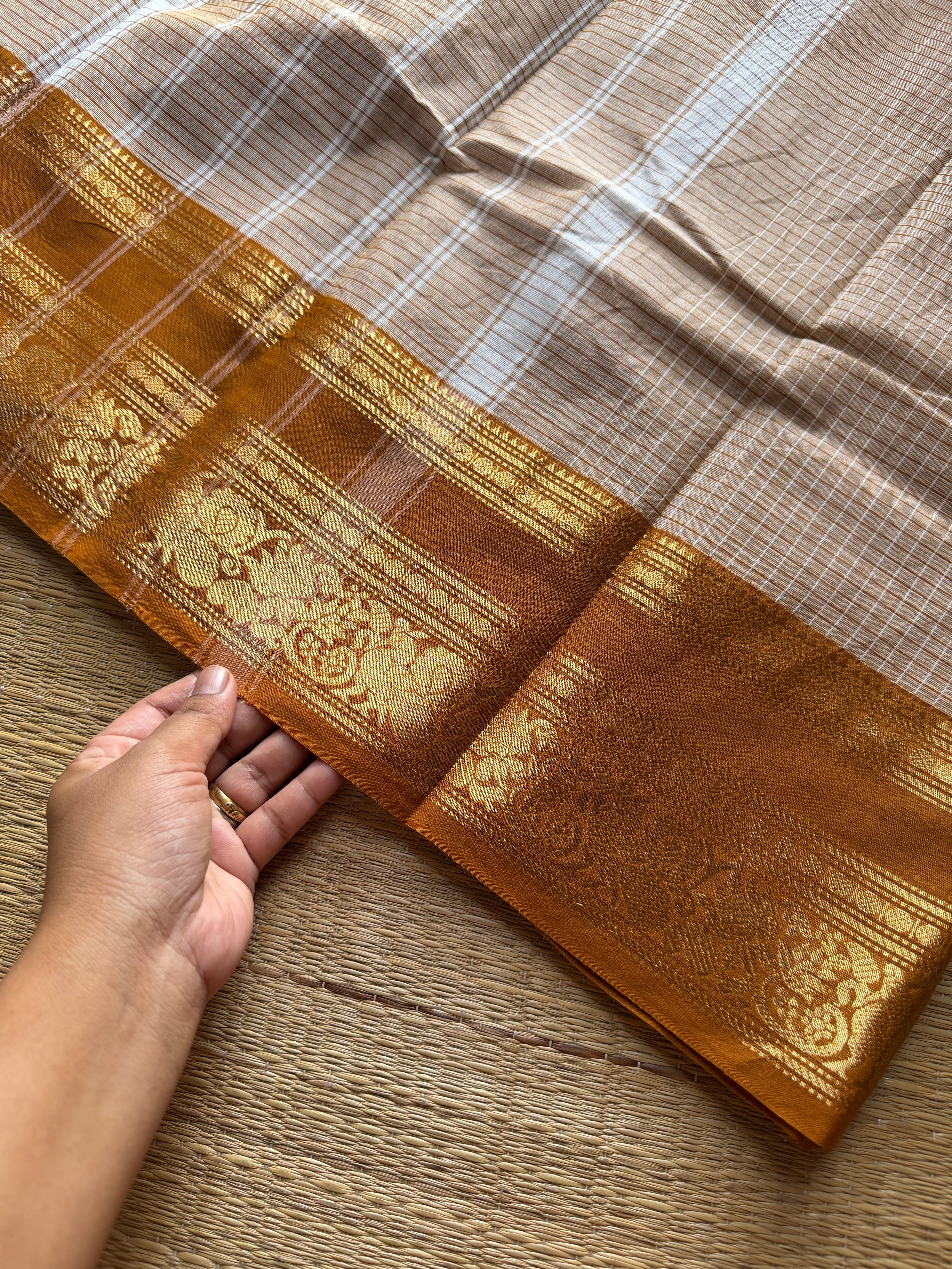 RF1071 Beige shade vintage pidikattam Kattam Kanchi cotton saree with silk saree inspired border