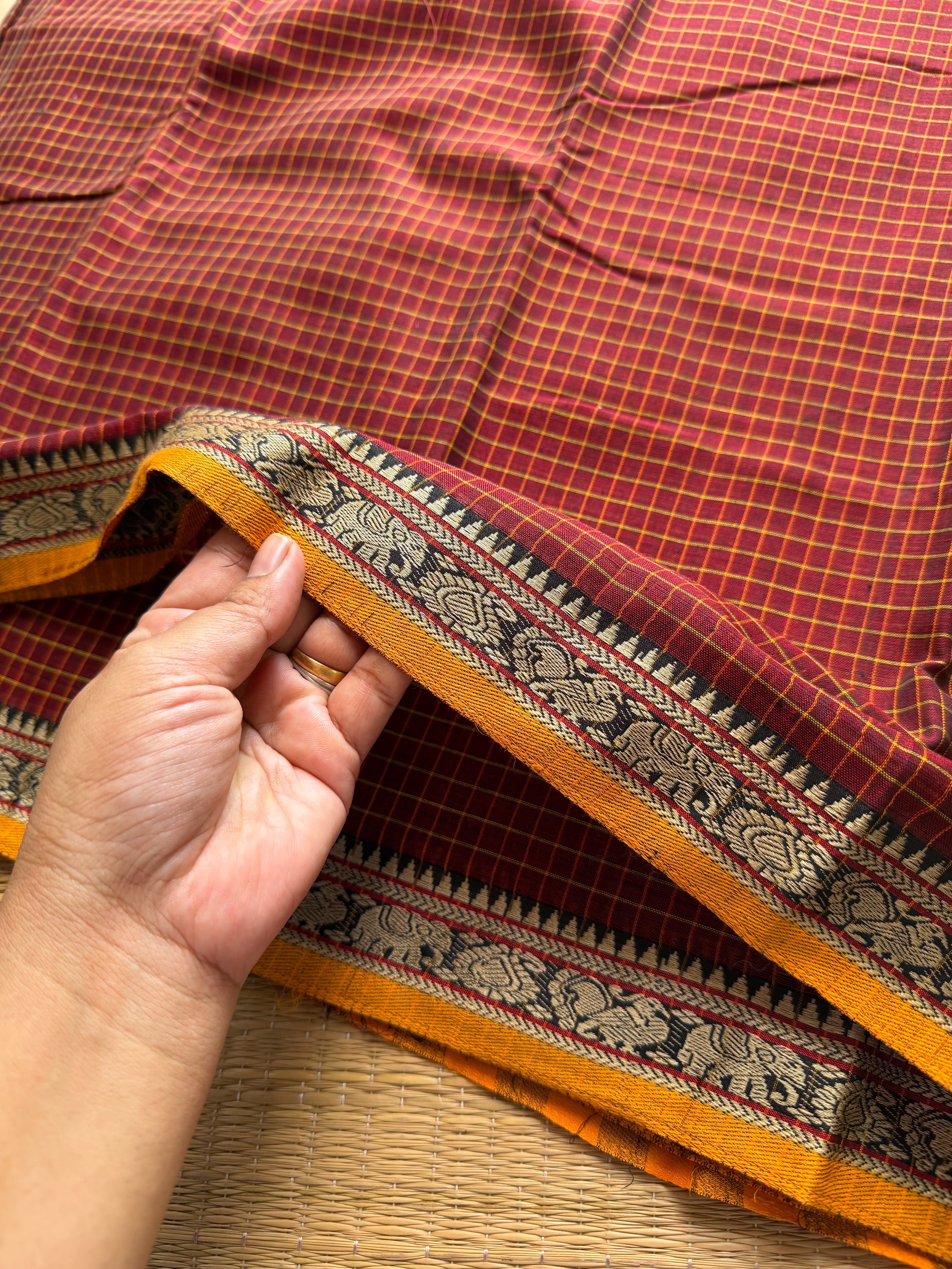 Maroon Narayanpet cotton saree with small border & Kattam / checks pattern saree