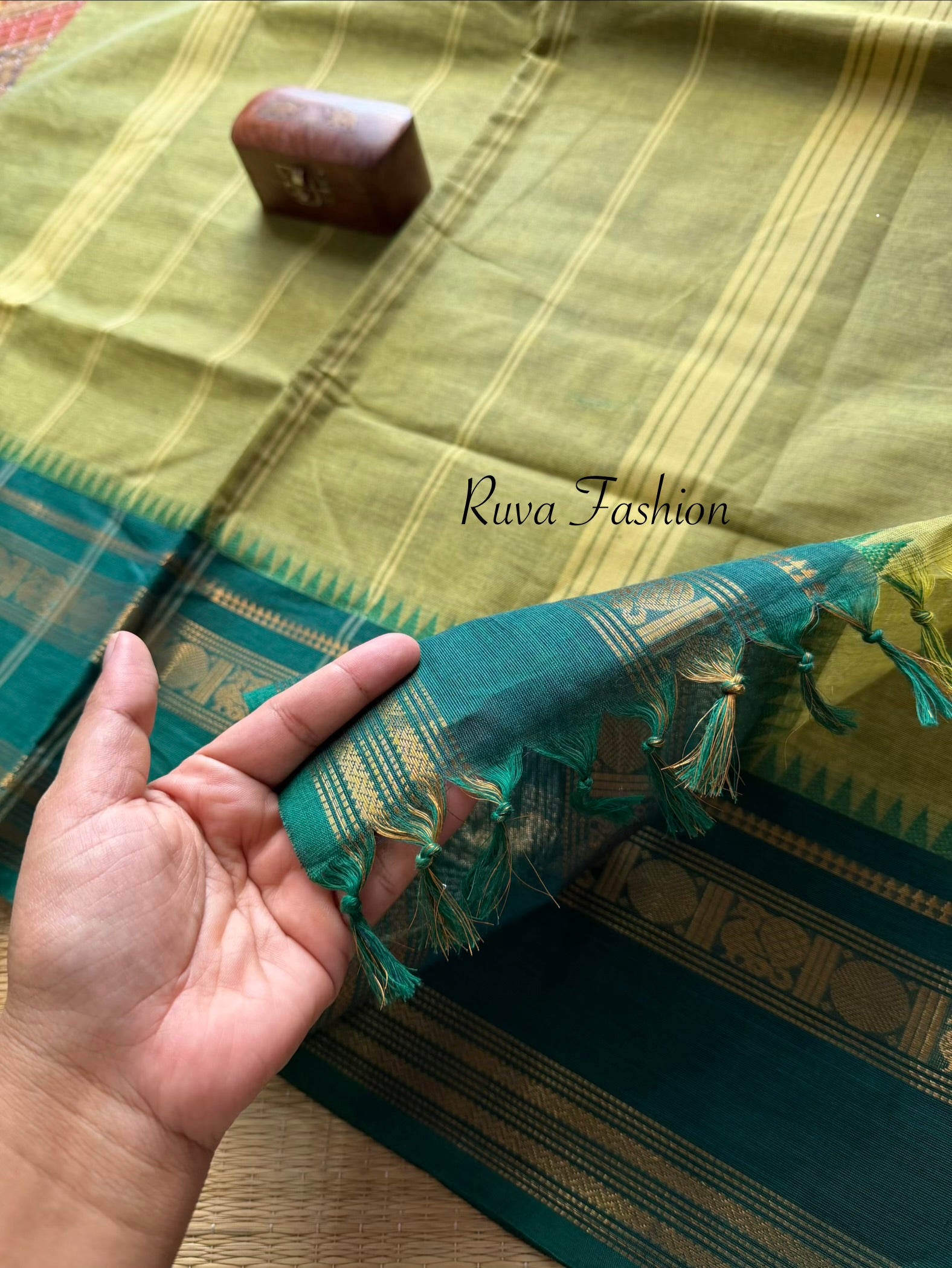 RF51 Unique Shades of green Retta Patta Border Kanchi cotton saree