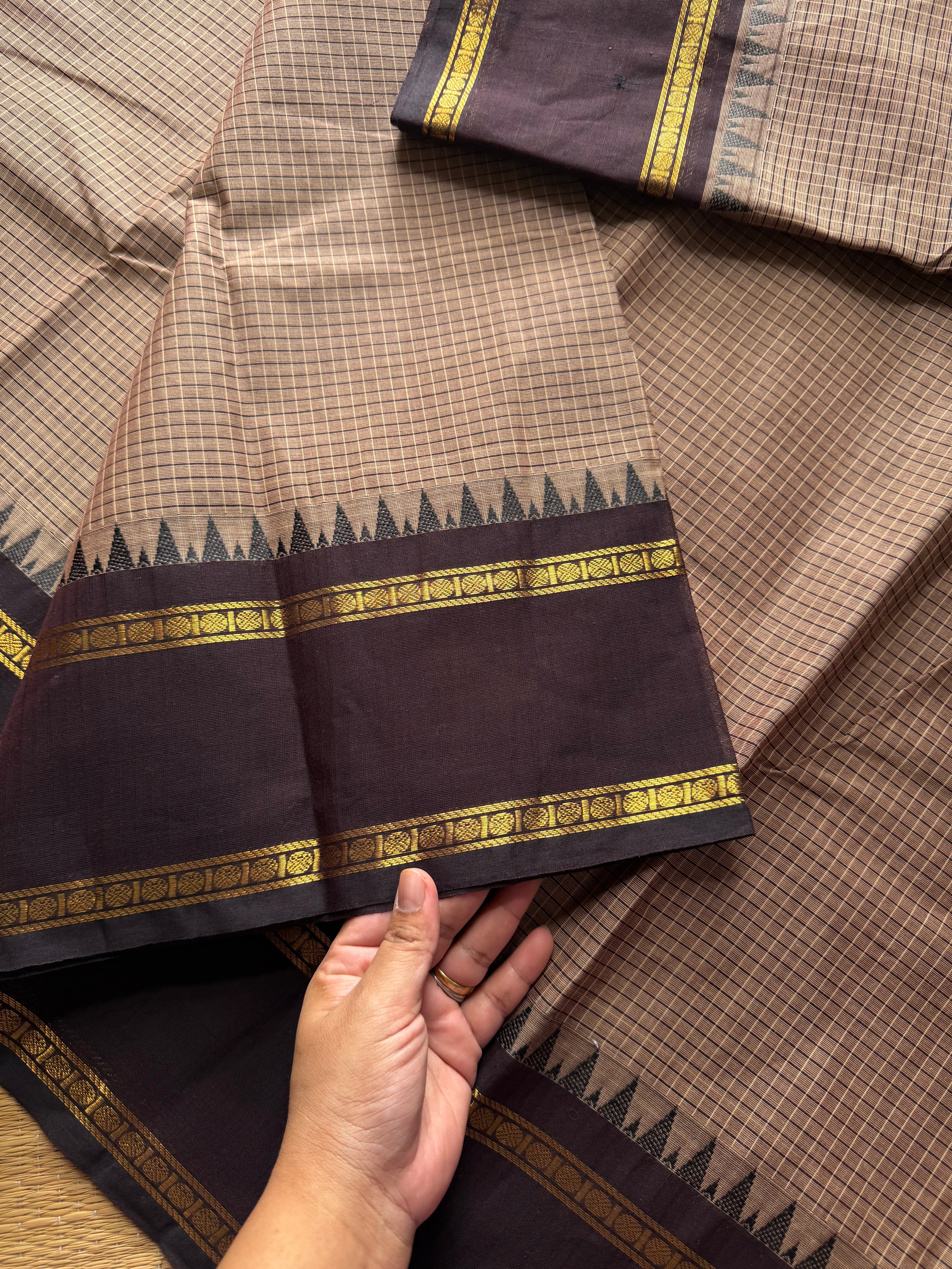 RF496 Light biscuit shade with contrast brown combination vintage Rettapet Podikattam Kanchi cotton saree