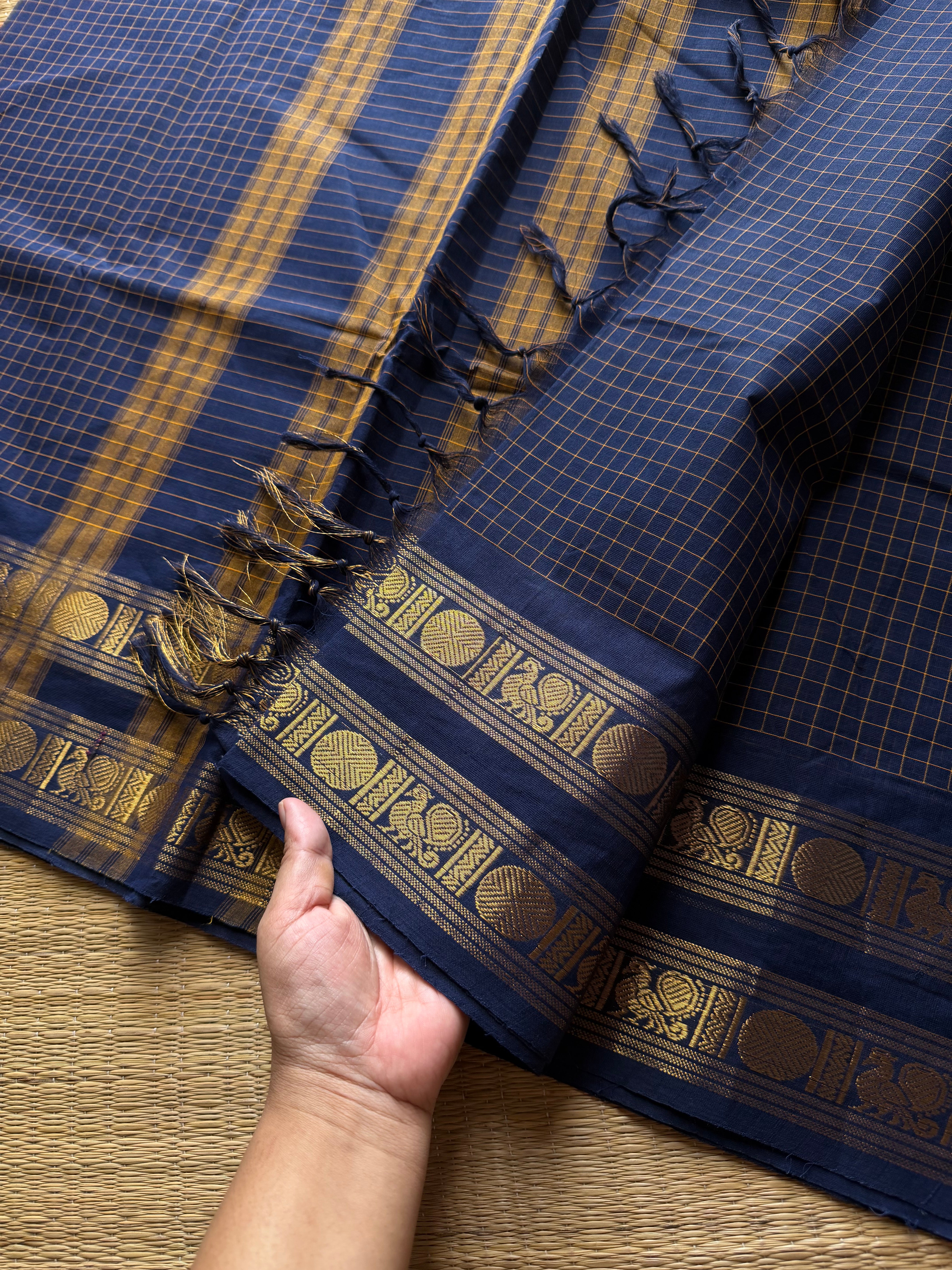 RF552 Kanchi Kattam : Monotone navy blue shade with checks / Kattam pattern saree