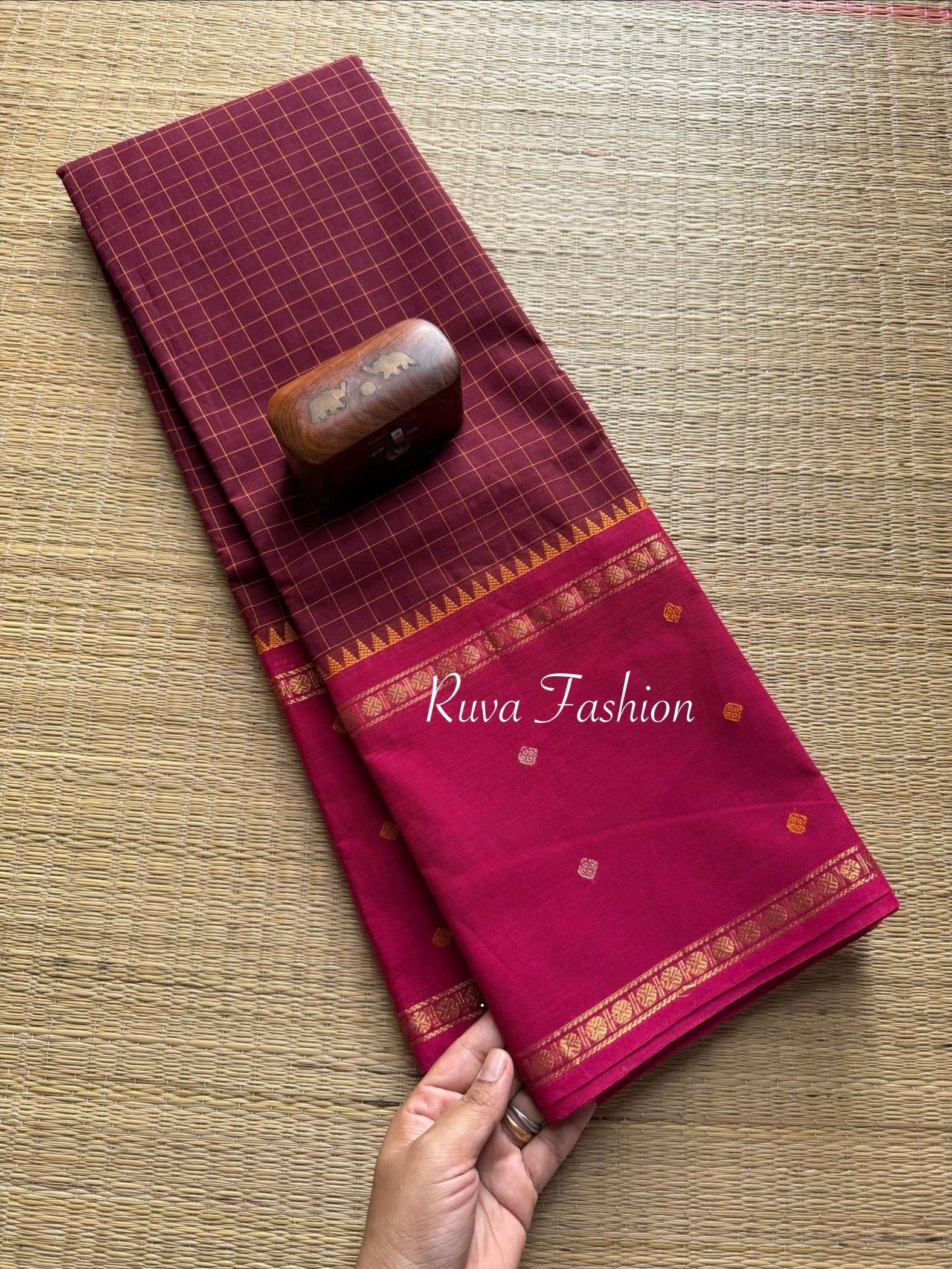 RF24 Maroon With Dark magenta Pink Vintage Style Border with checks pattern & handwoven Buttas on the border - RF24