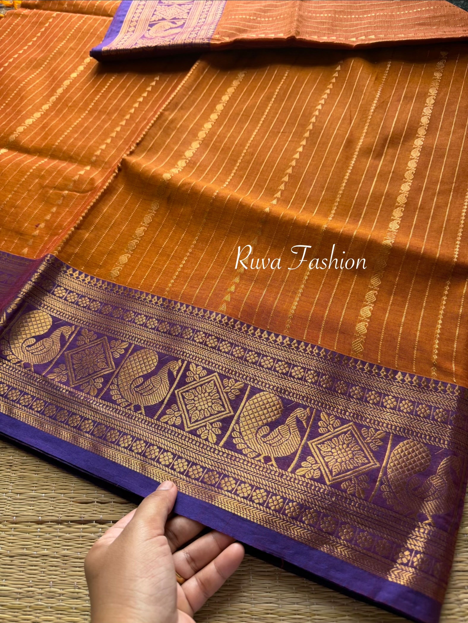 RF126 Dual tone rust orange shade Premium Kanchi Cotton saree With Vaira Oosi pattern and intricate Rich Zari woven Pallu
