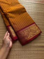 RF536 Dual tone orange with contrast maroon combination Kanchi cotton saree with Vanasingaram border and handmade thread buttas