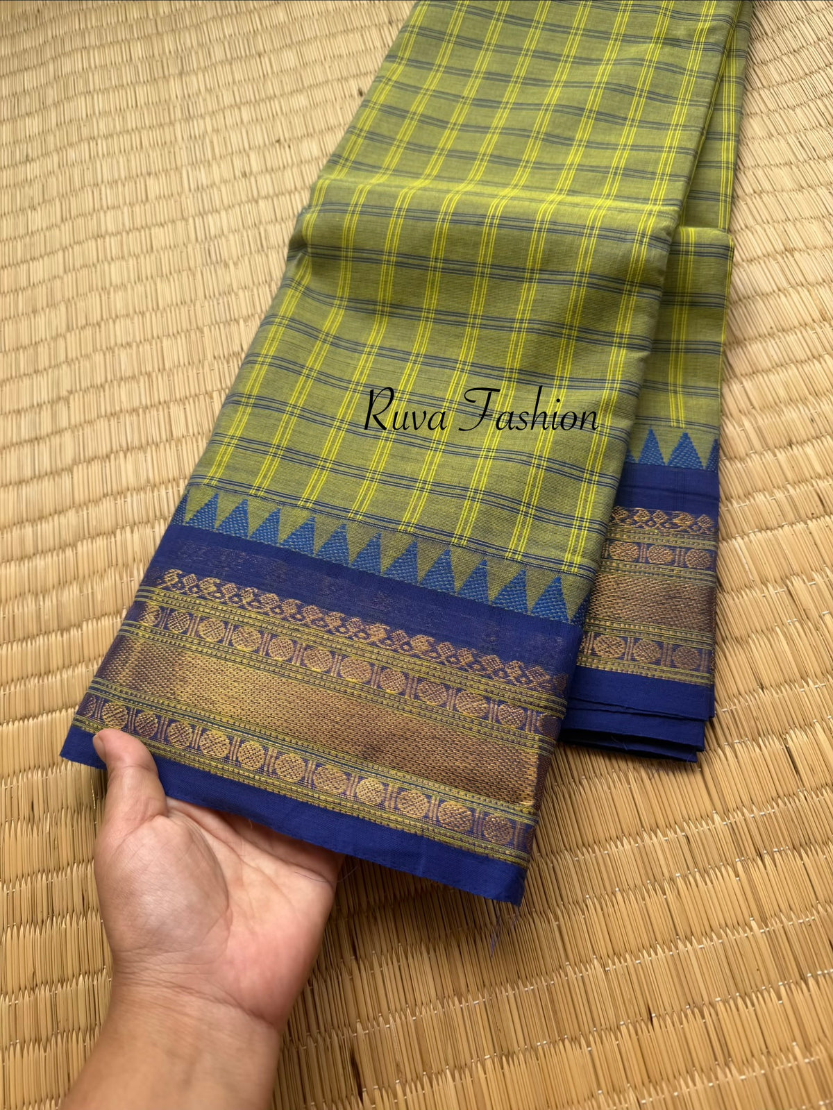RF140 Olive Green Shade with contrast dark royal blue border double checks / Kattam kanchi cotton saree with traditional temple border pattern