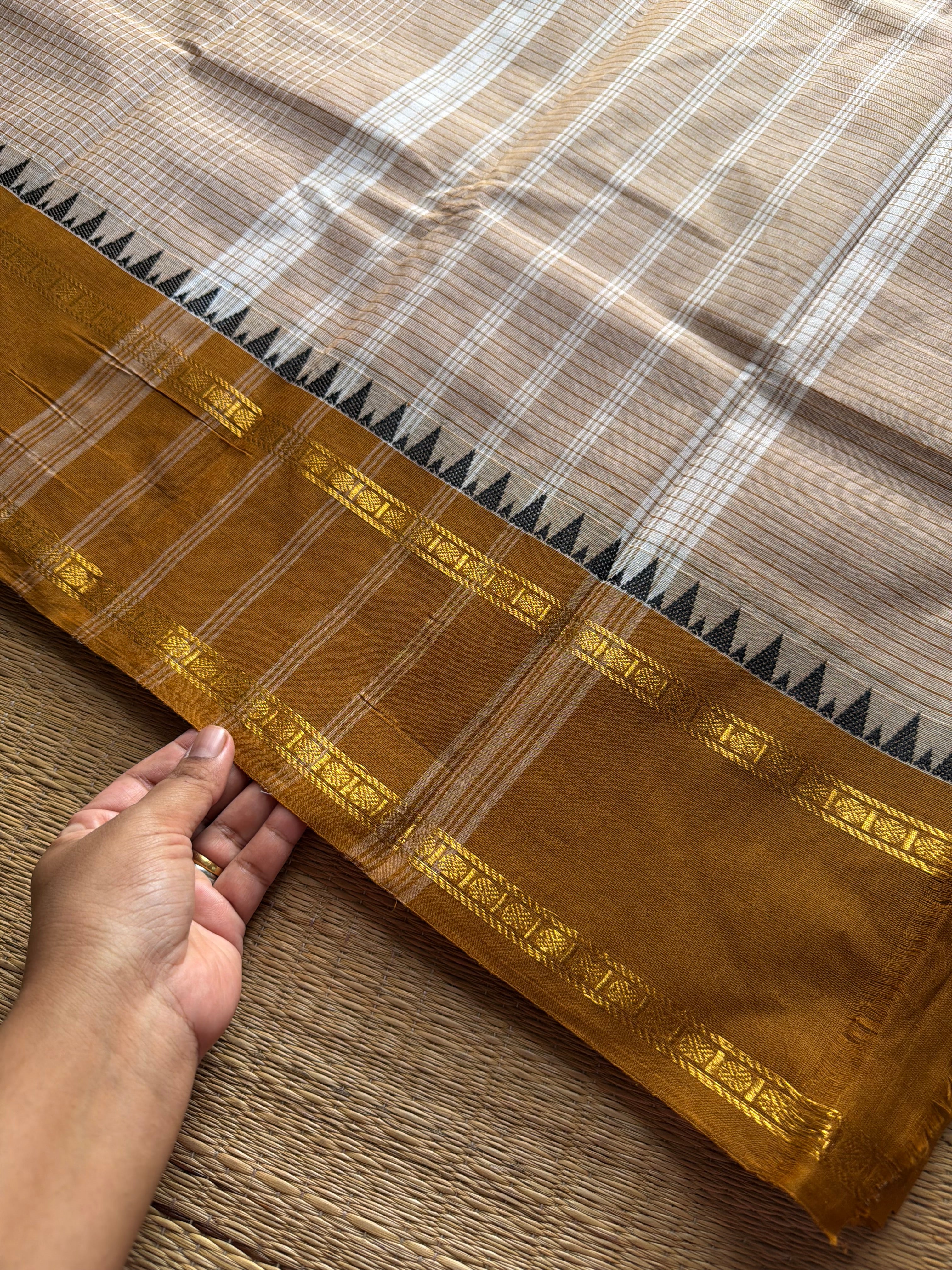 RF1317 Vintage Kattam Edition ~ Beige shade