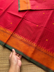 Chilli red shade Premium & soft Checks/ Kattam Pattern Kanchi cotton saree with handmade thread buttas