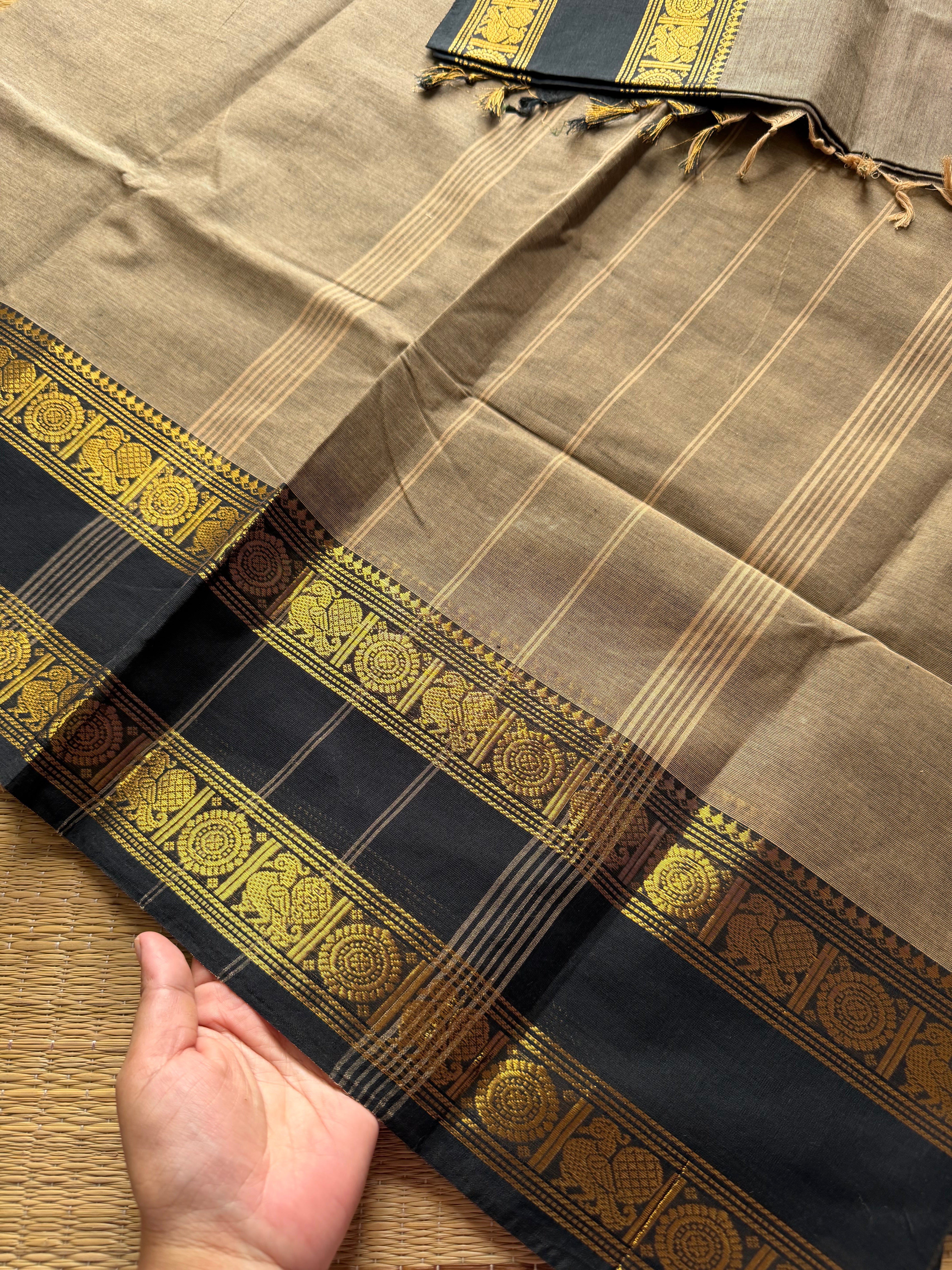 RF471 Grey with black combination shade Kanchi cotton saree with Annam pattern gap border
