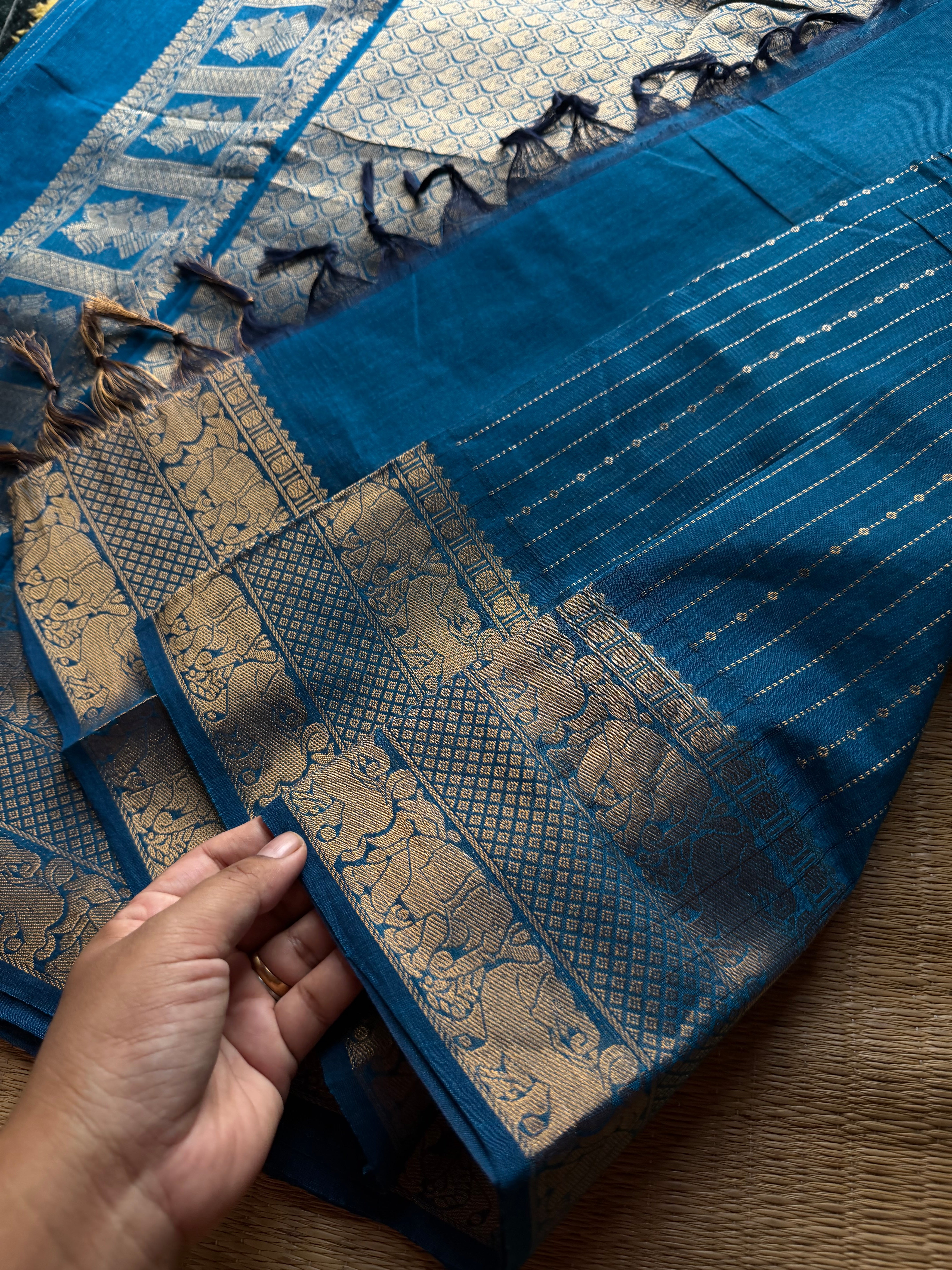 Rf1383 Premium Rich Pallu Kanchi cotton saree with vaira Oosi pattern ~ Dual tone sky blue