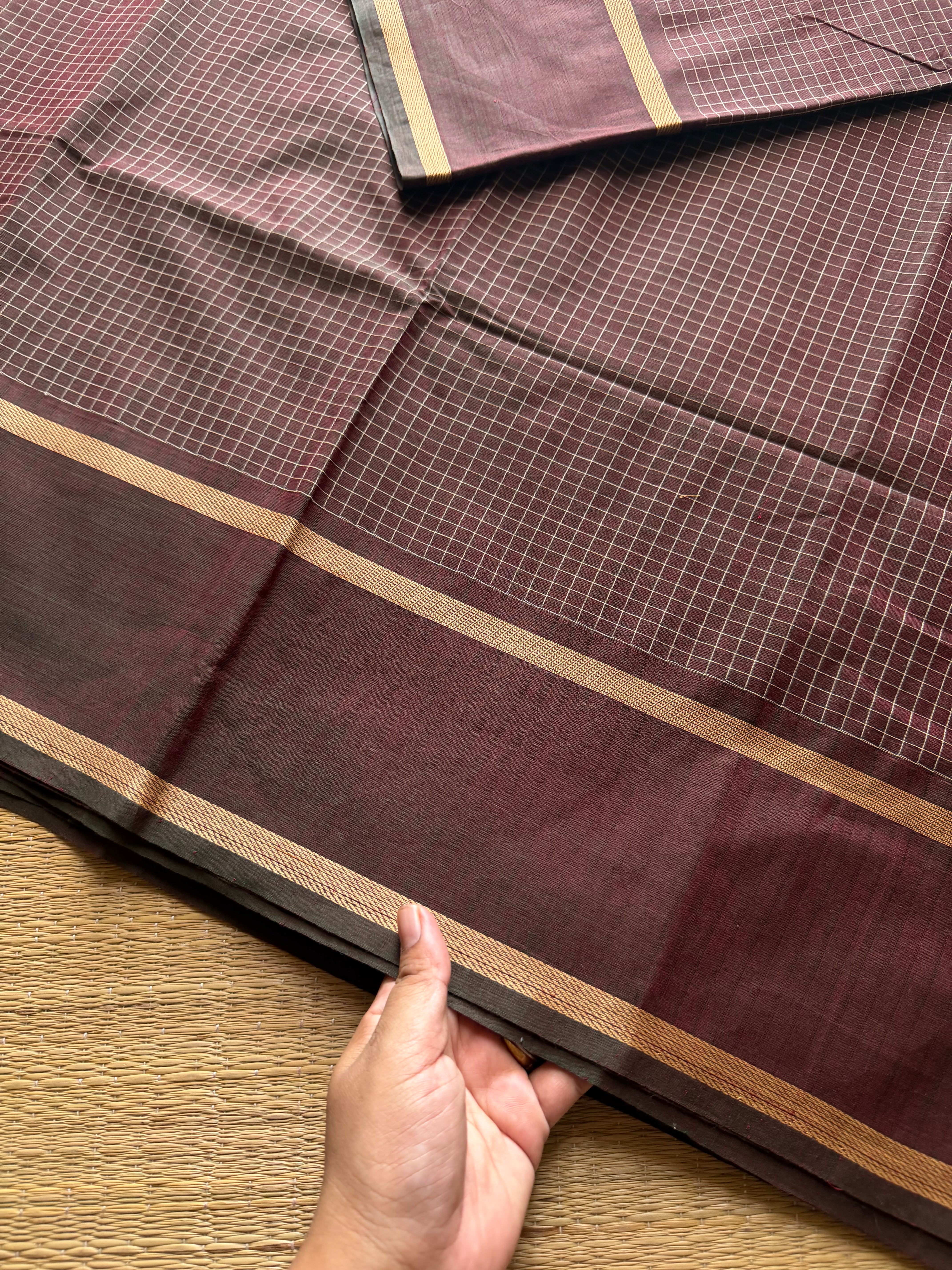 RF654 Dual tone brown shade thread border Kanchi cotton saree