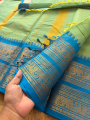 RF157 Apple green shade with contrast sky blue Rettapet / Retta Patta border Kanchi cotton saree