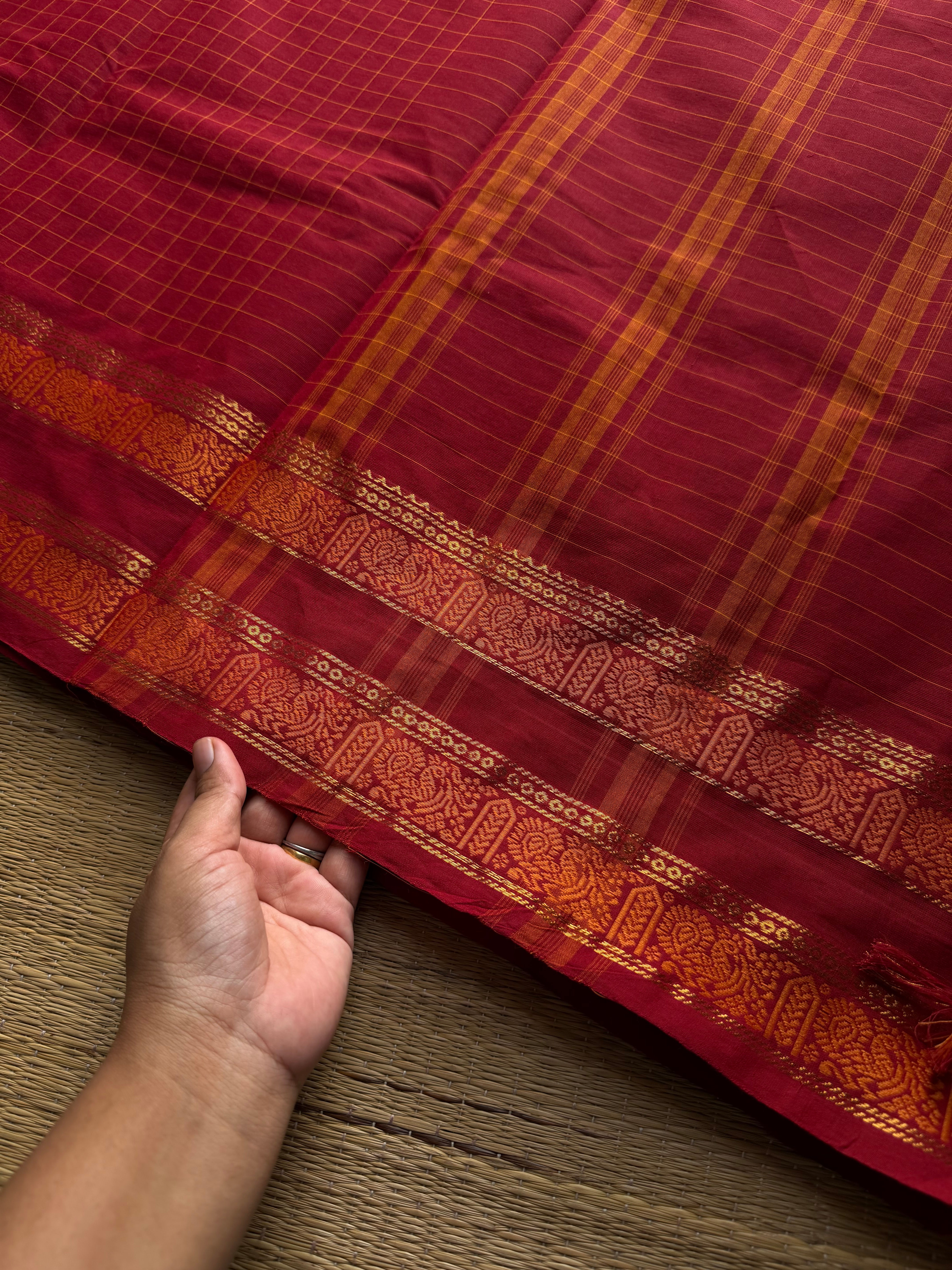 RF983 The Reddish Maroon Kattam Edition: Kanchi Cotton Saree with Minimal Zari & checks pattern