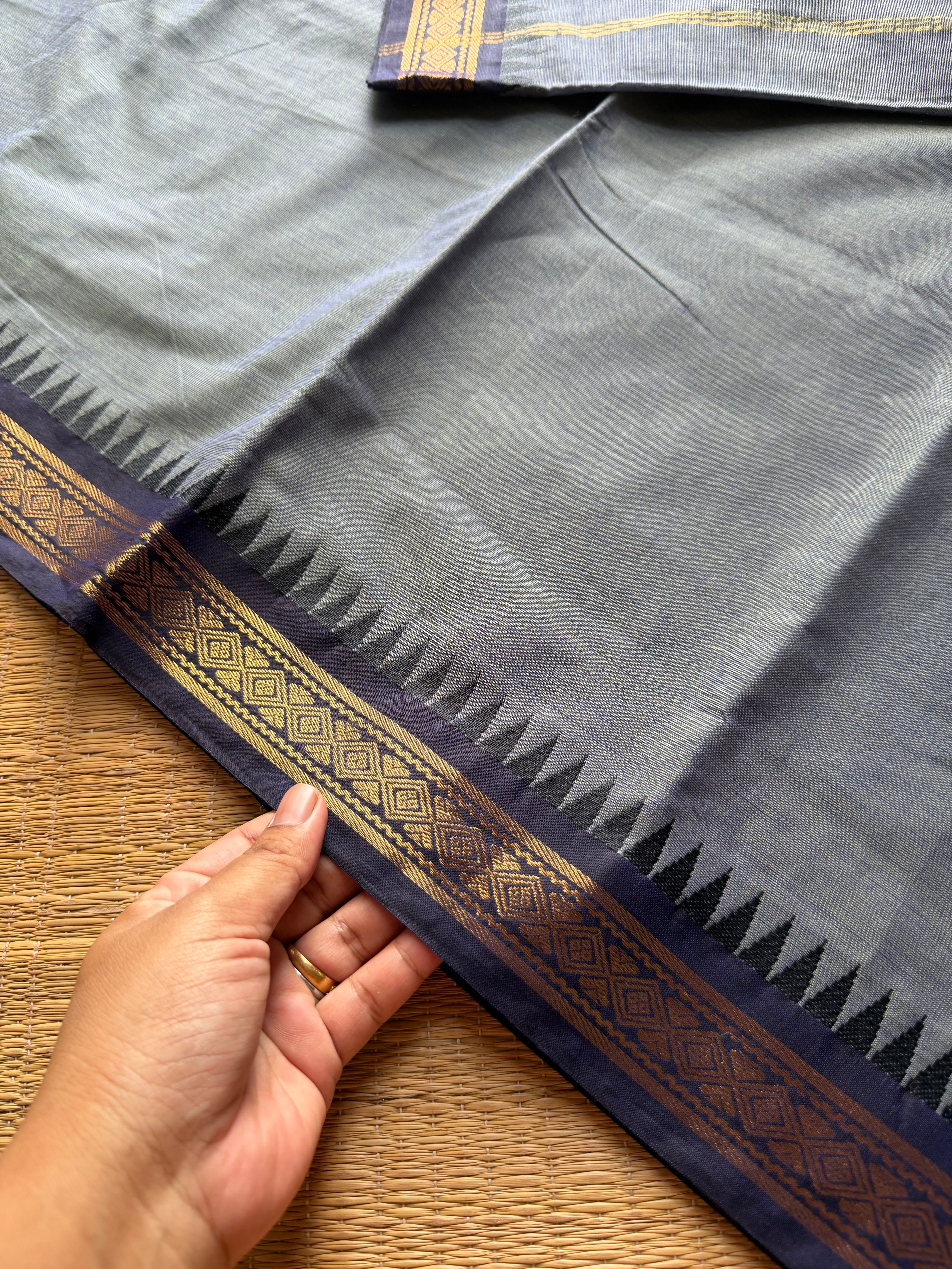 RF992 Dual tone greyish blue ~ small border Kanchi cotton saree