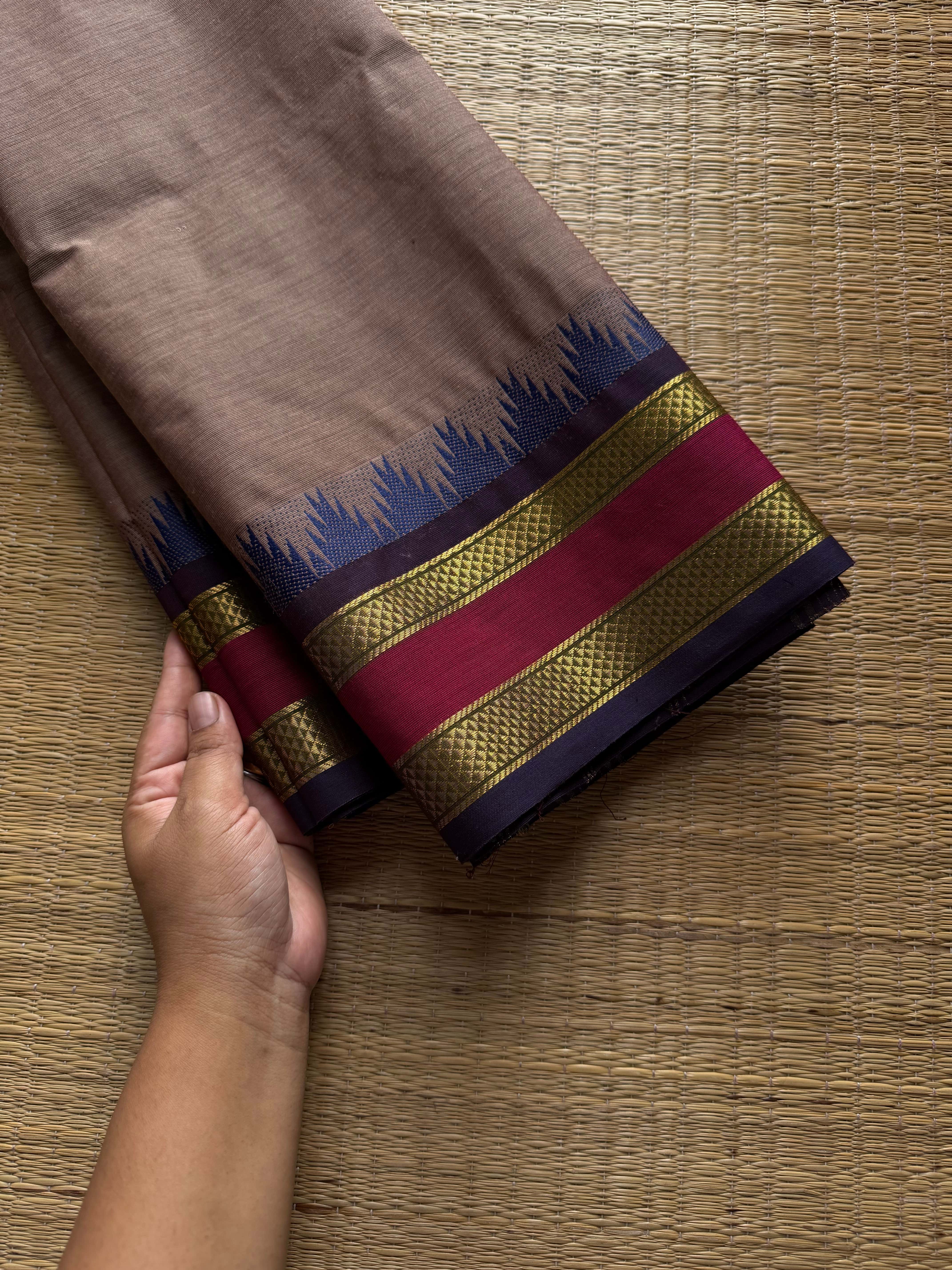 RF973 Thazhampoo border Kanchi cotton saree ~ Dual tone grey