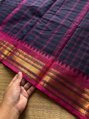 RF850 Kanchi Kattam Edition ~ Navy Blue with magenta pink combination