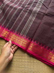 RF816 Maroon shade Kanchi cotton Podikattam / small checks saree