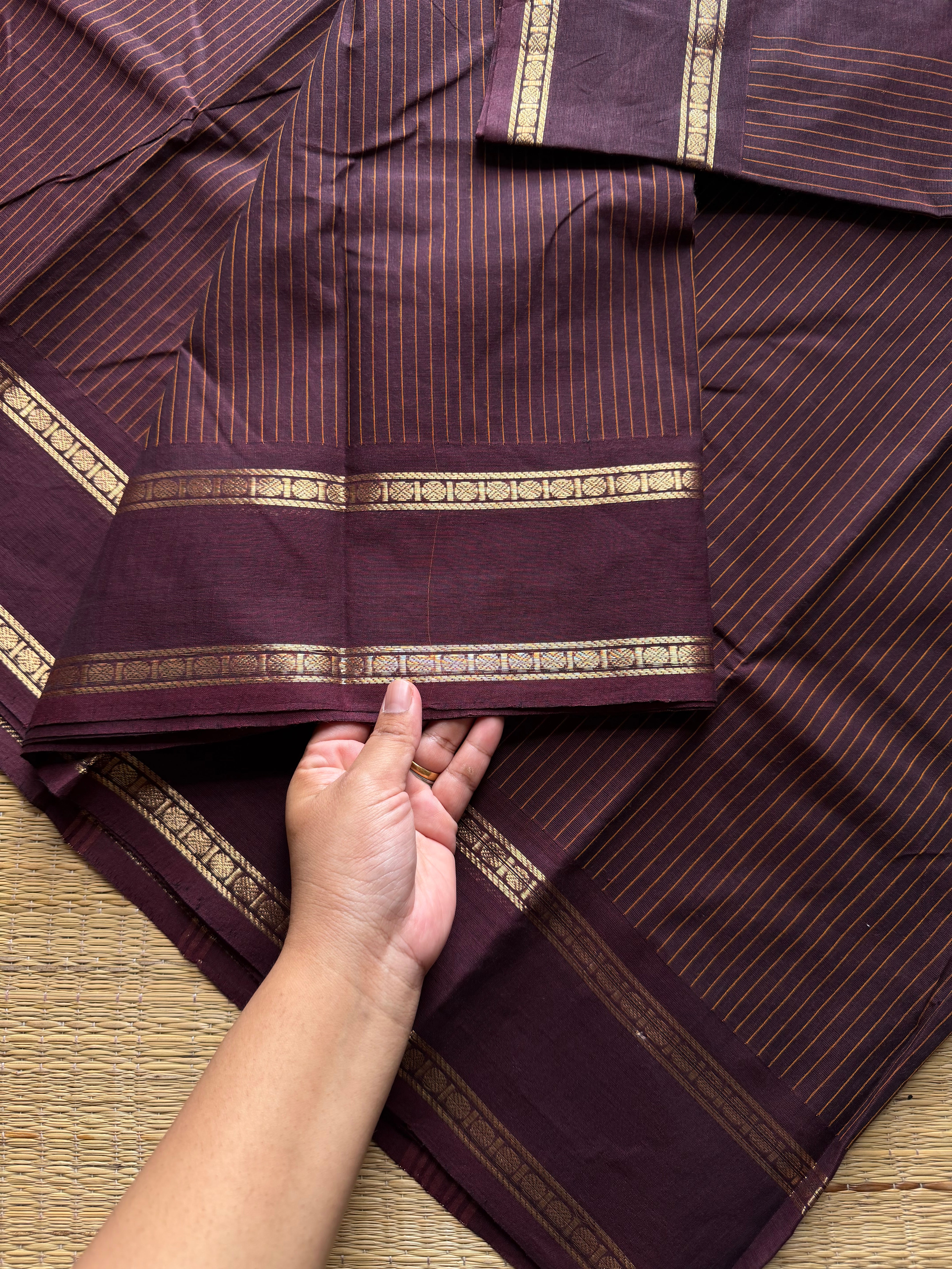 RF517 Monotone deep Coffee brown shade Kanchi cotton saree with Korvai Vaira Oosi thread vertical lines pattern with vintage Rettapet border