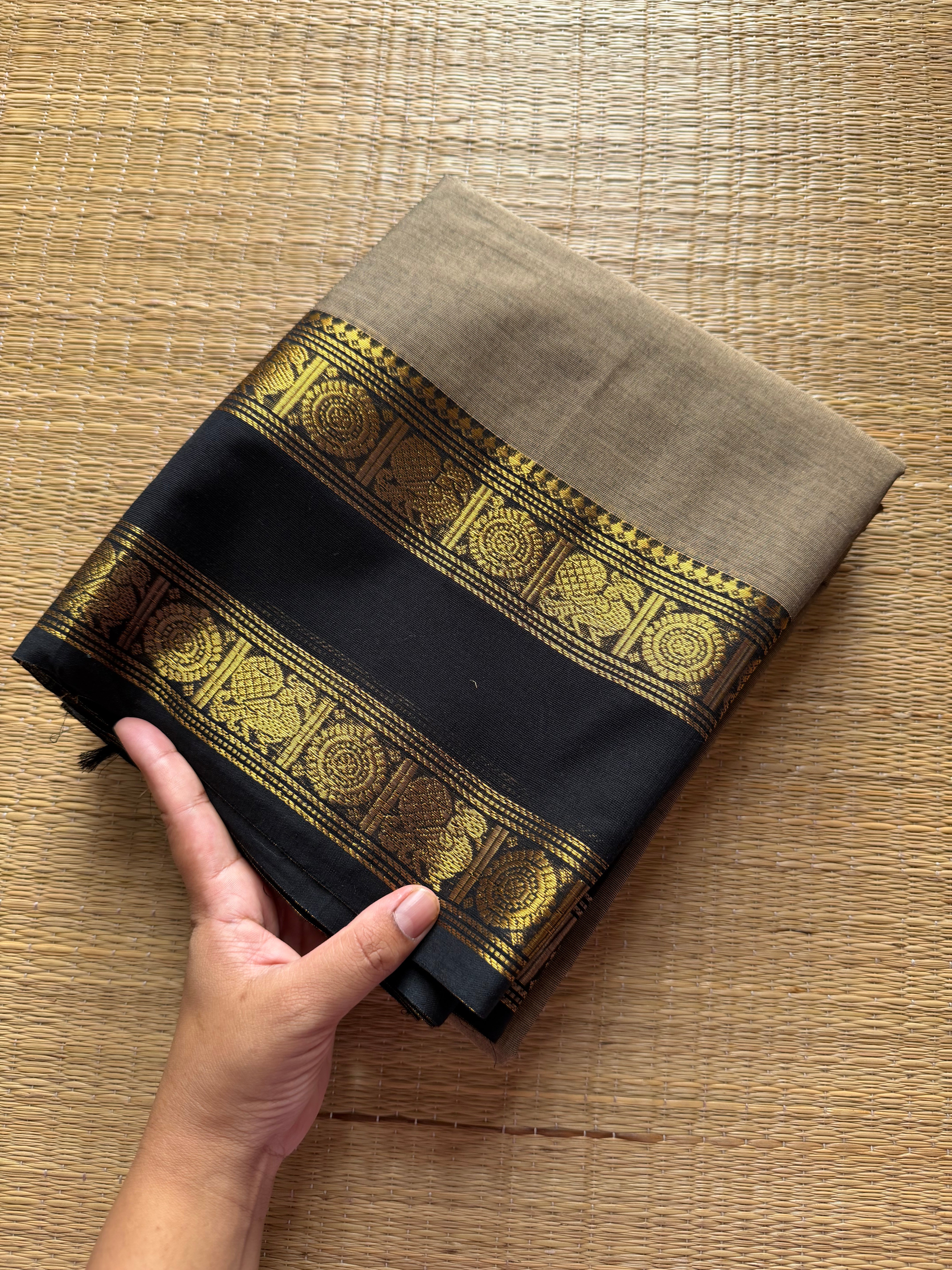 RF471 Grey with black combination shade Kanchi cotton saree with Annam pattern gap border