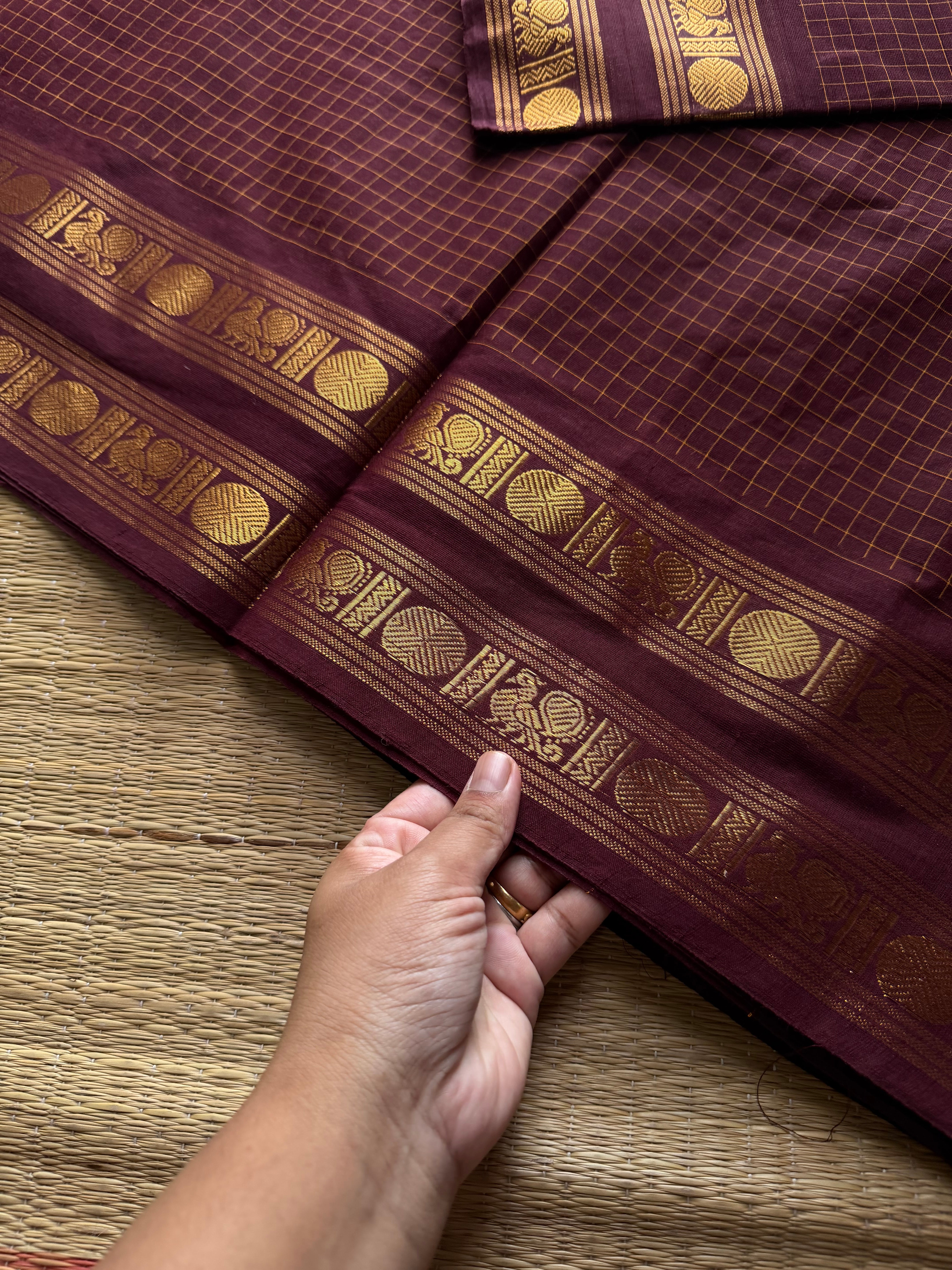 RF1261 Monotone Deep Maroon ~ Vintage Kattam Kanchi Cotton Saree