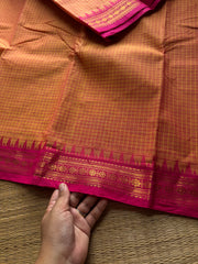 Podi Kattam ~ Dual tone orange shade pink combination small checks Kanchi cotton saree