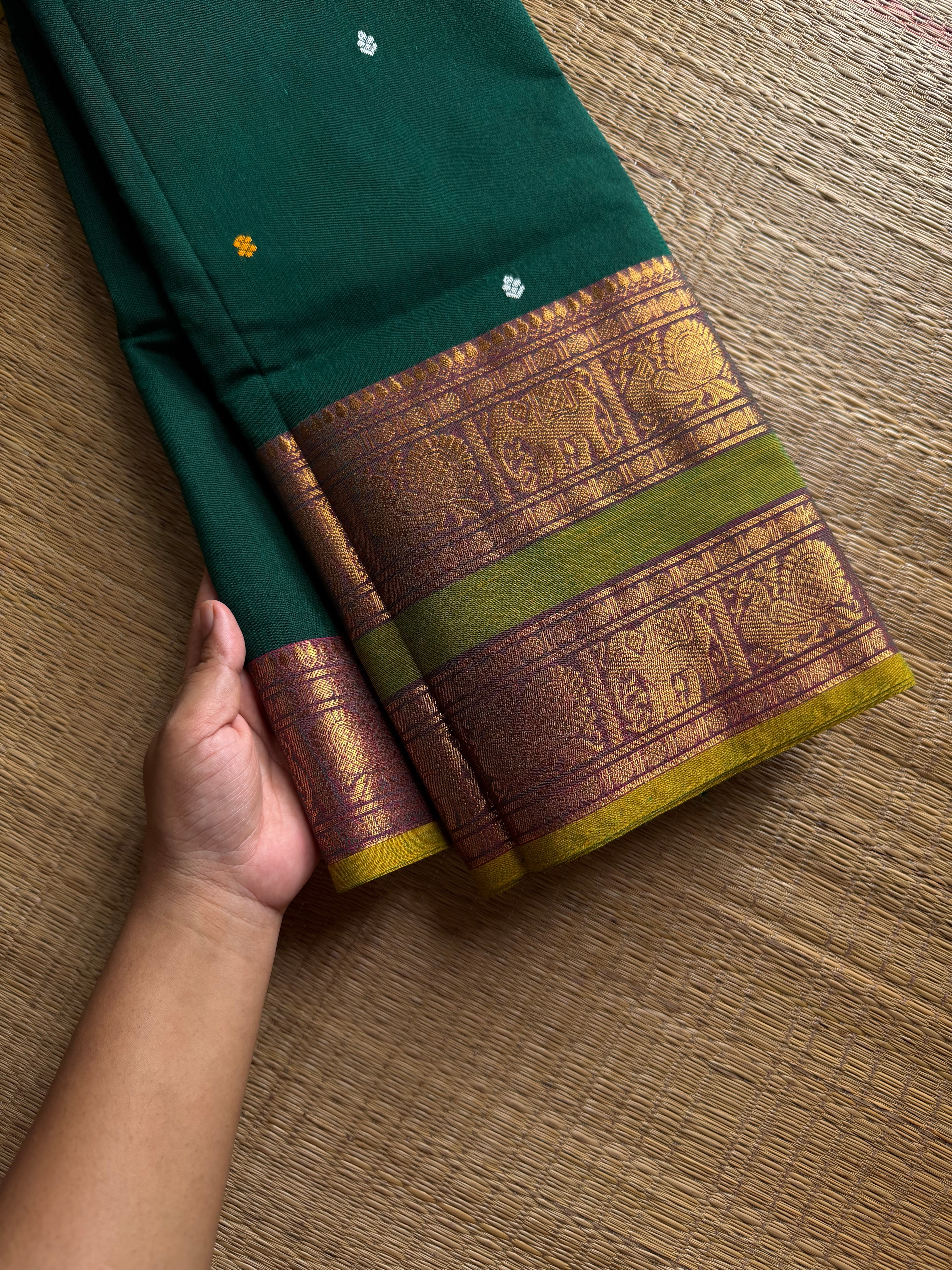 RF1336 Green shade ~ Kanchi cotton Rettapet border saree