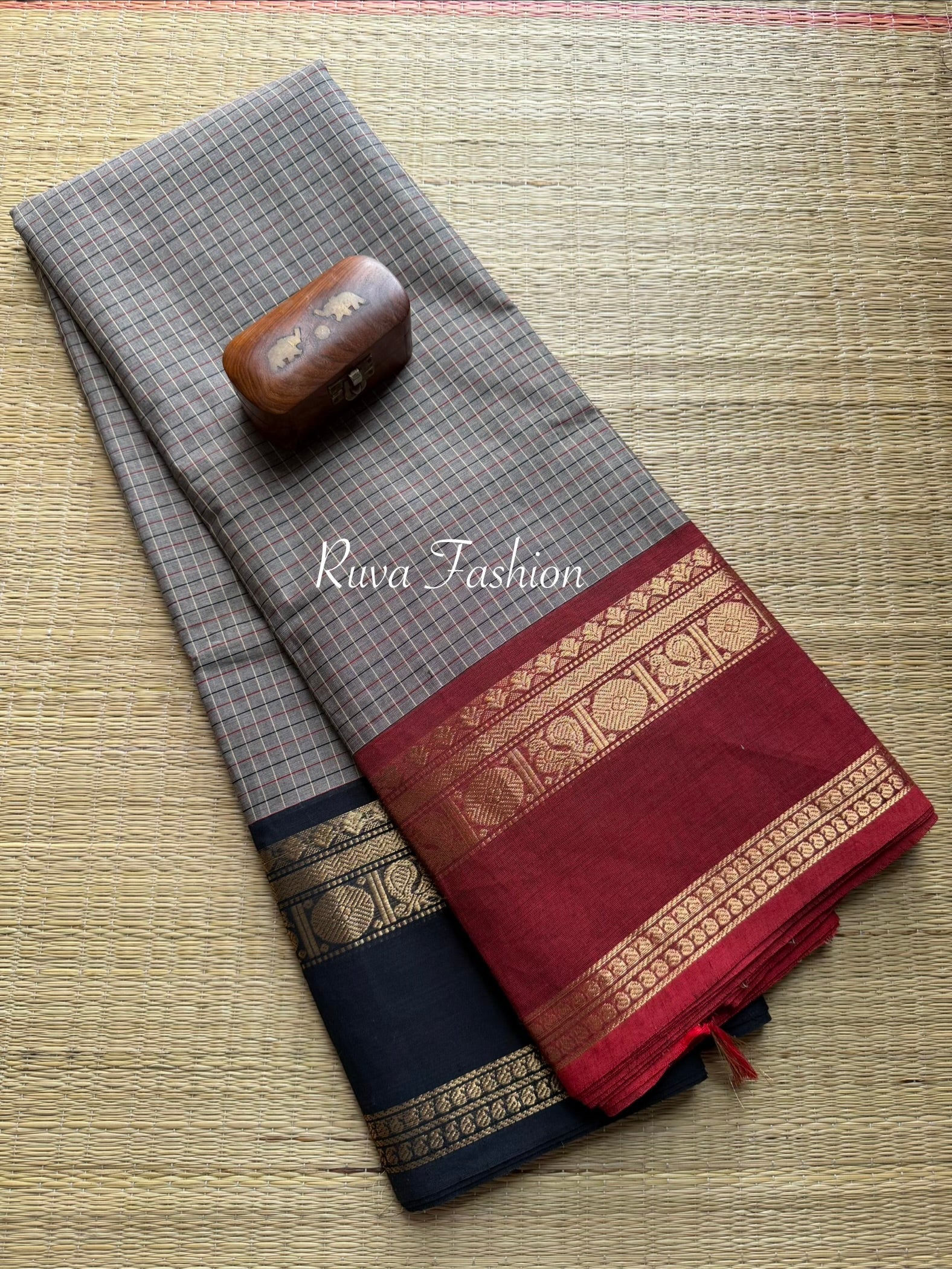 Grey Annam Pattern Ganga Jamuna Border Kanchi Cotton Saree