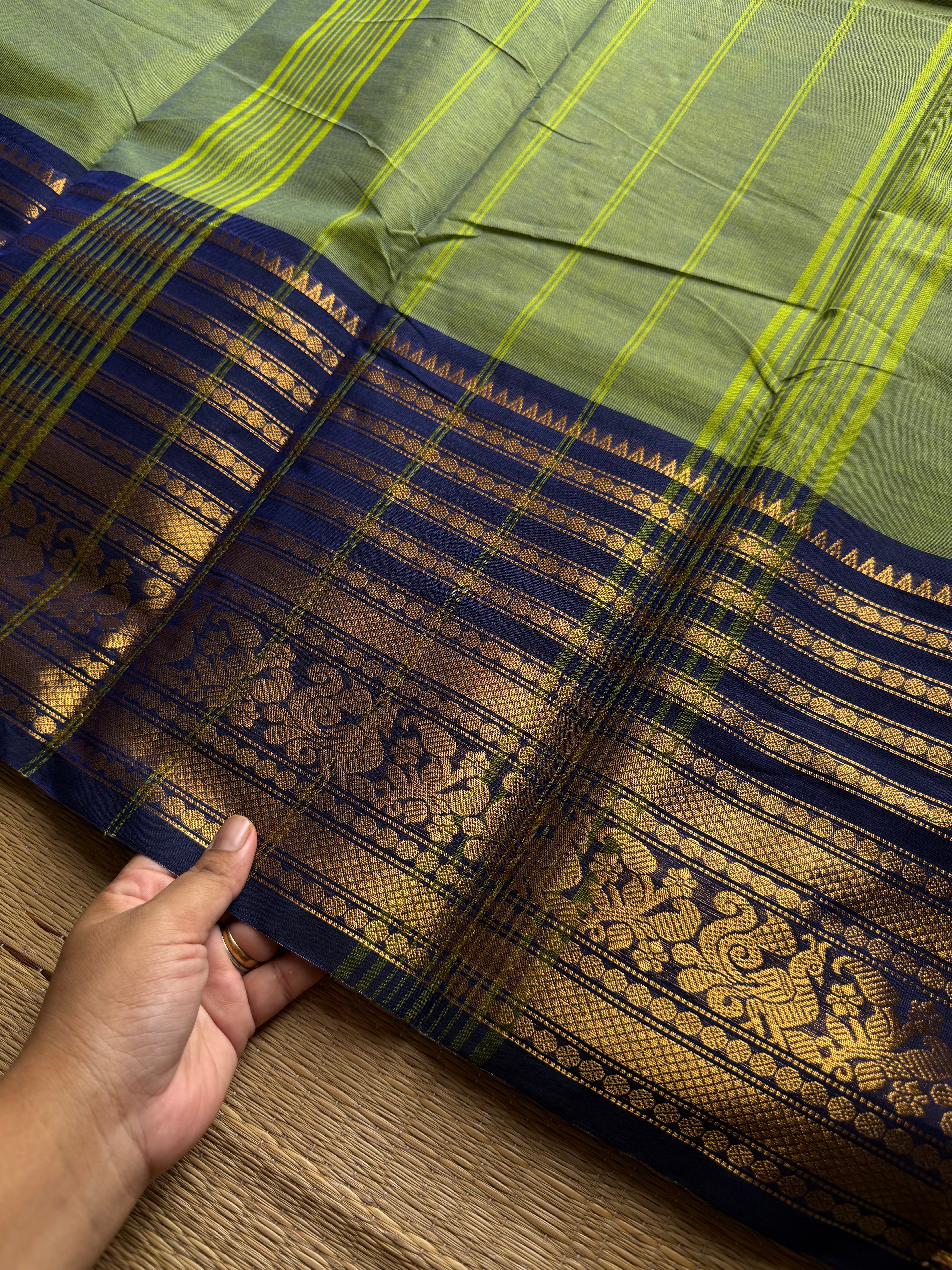 RF1037 Dual tone apple green with blue combination ~ Silk Saree Inspired Varisaipet big / long border Kanchi cotton saree