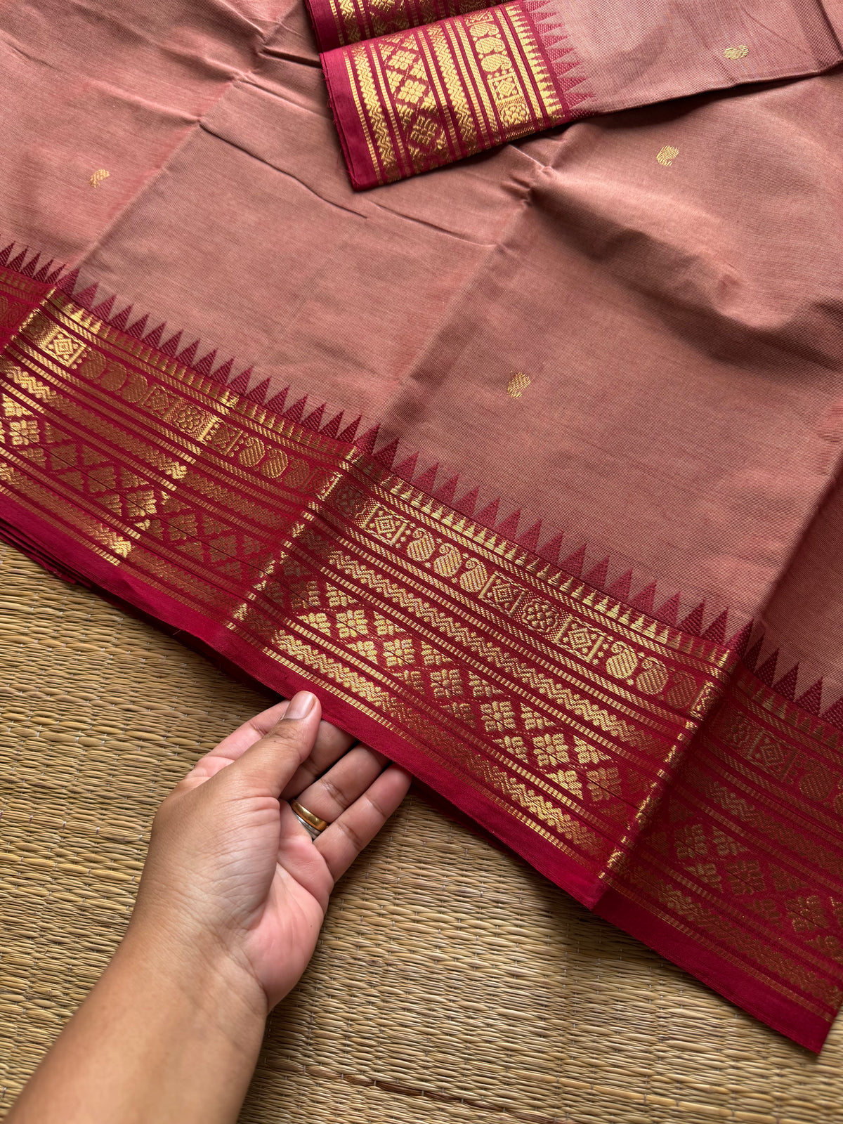 RF1346 Onion pink shade ~ Kanchi cotton saree with handmade thread buttas