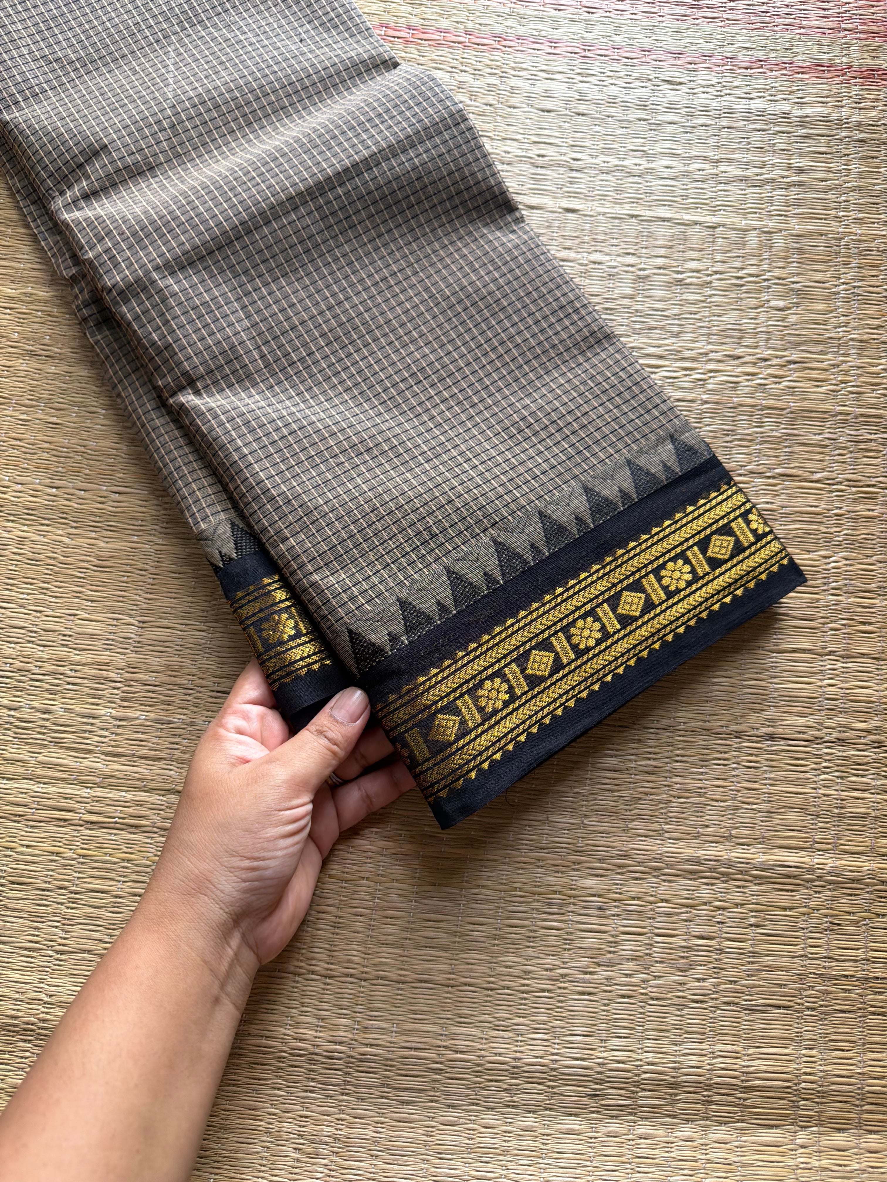 RF919 Grey with black ~ Vintage Podi Kattam Kanchi cotton saree with small border