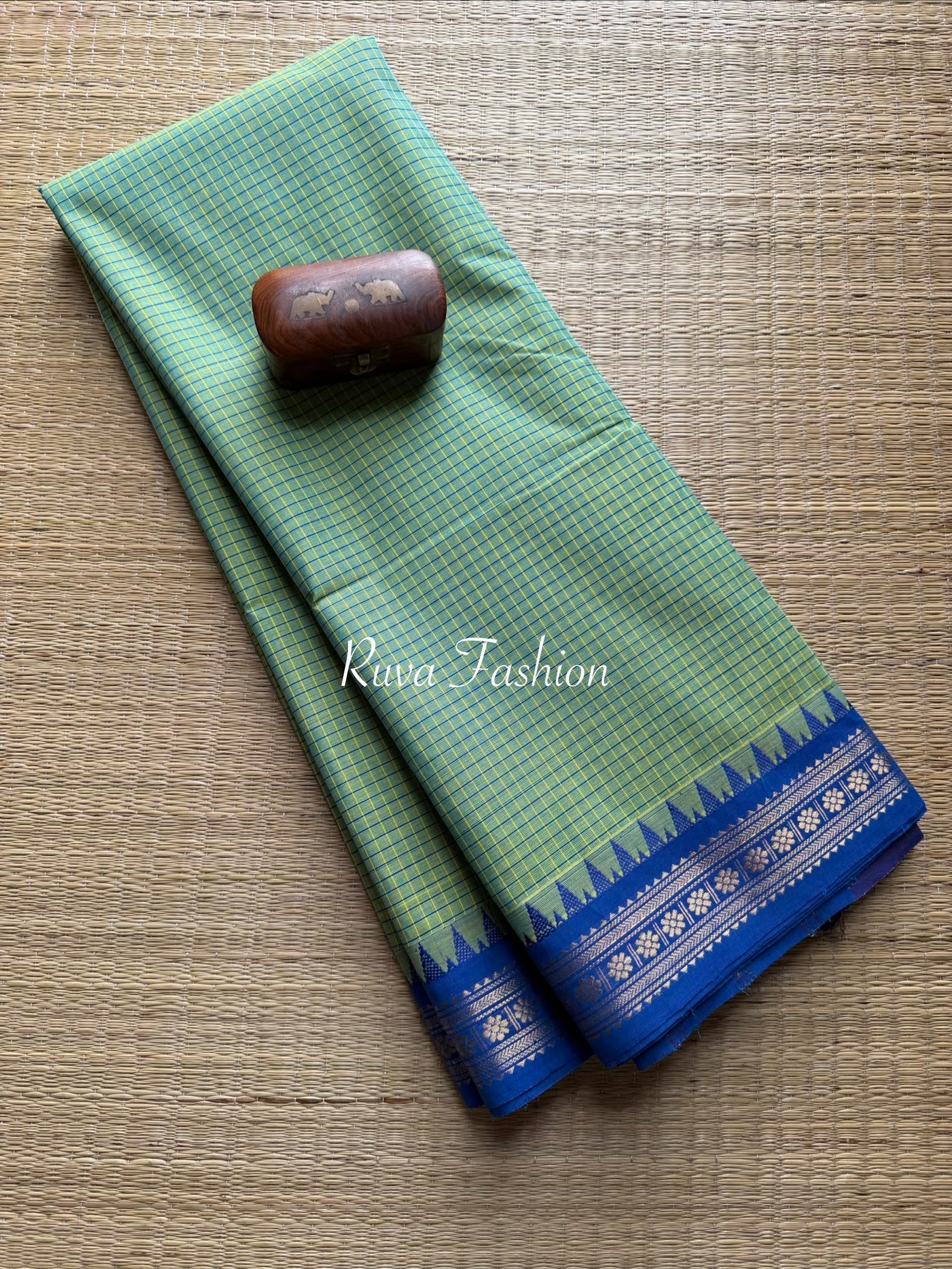 Podikattam / Small Checks Kanchi Cotton Saree
