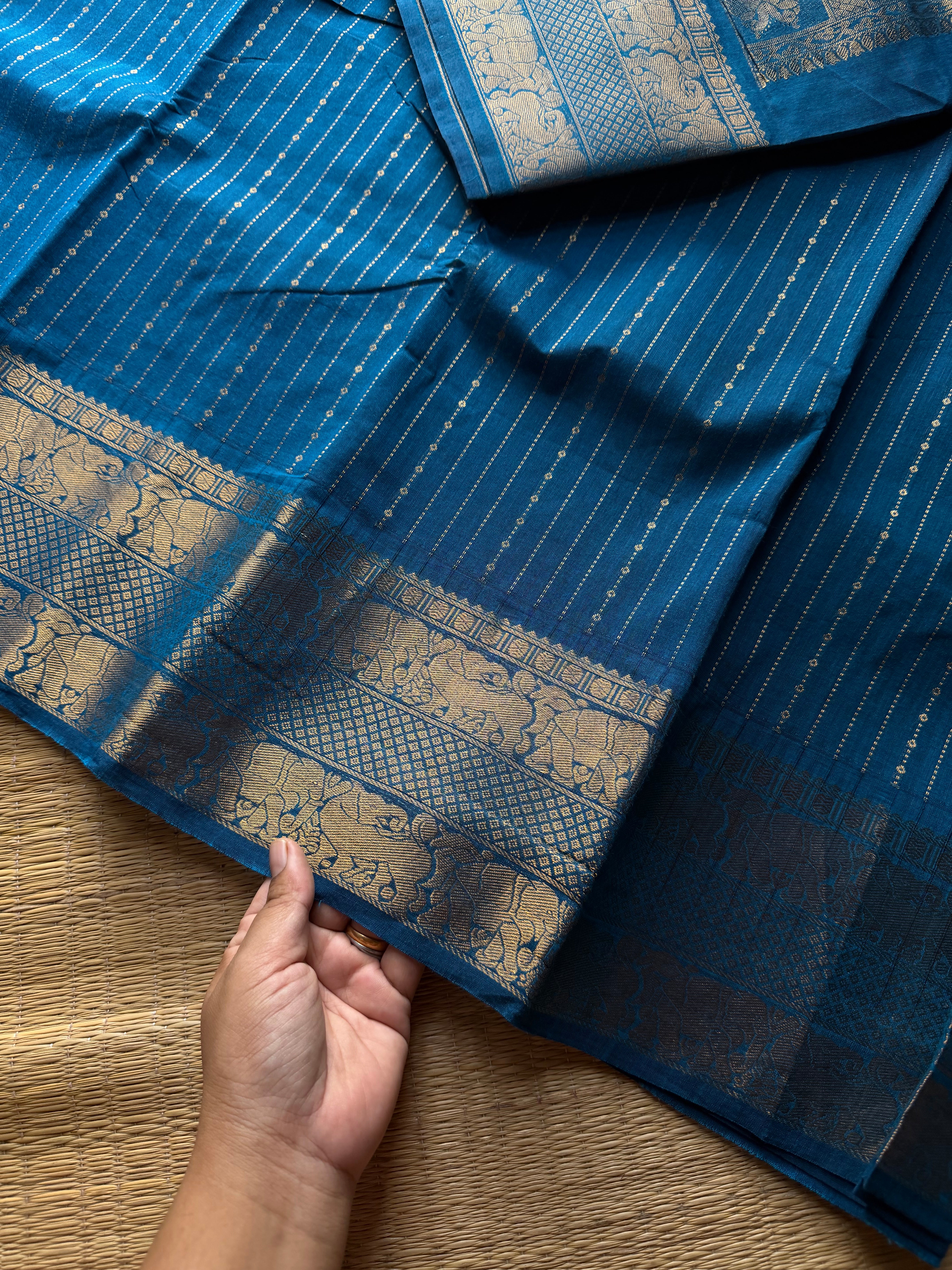 Rf1383 Premium Rich Pallu Kanchi cotton saree with vaira Oosi pattern ~ Dual tone sky blue