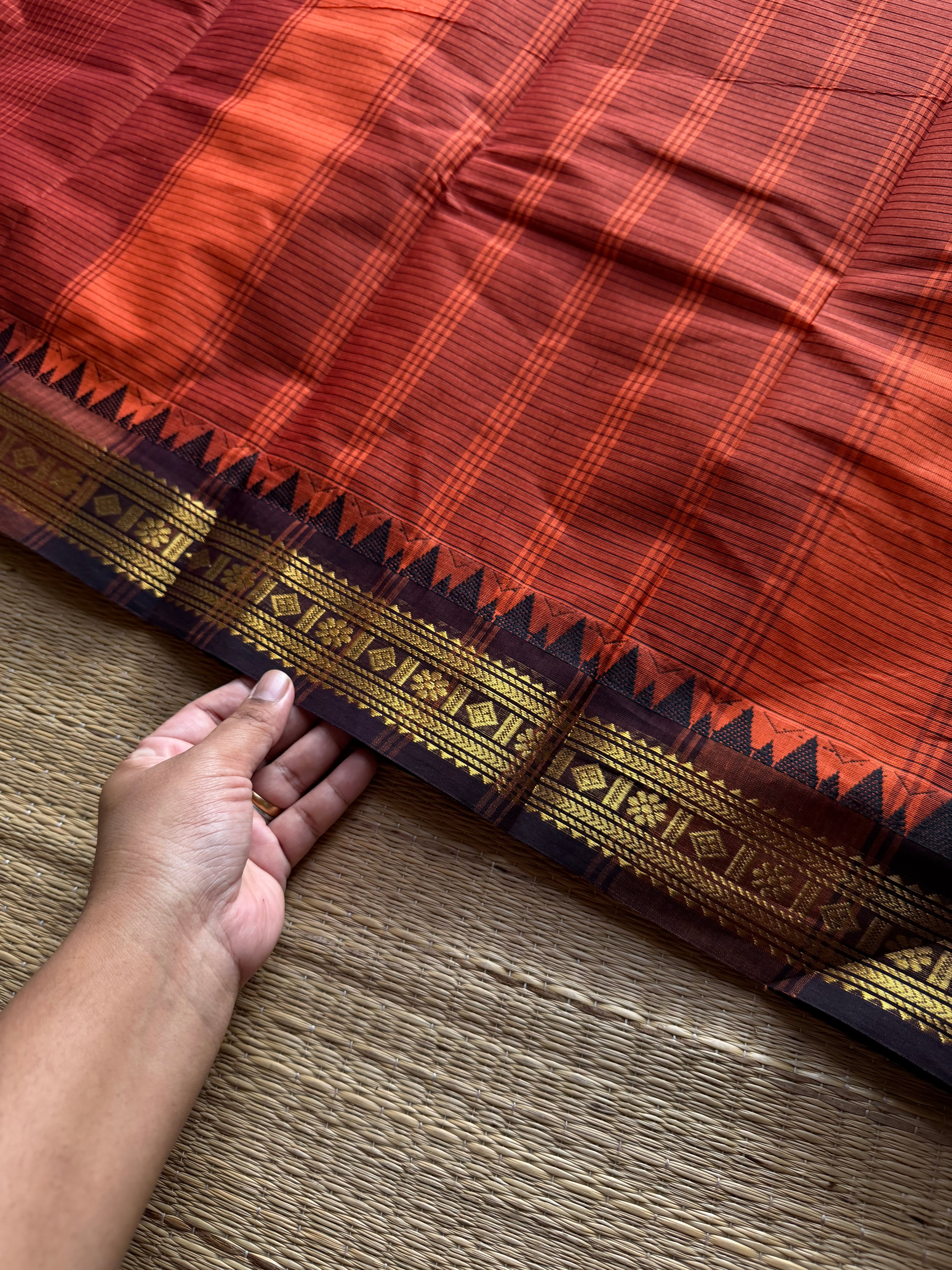 RF1397 Burnt orange with brown ~ Vintage Podikattam Kanchi cotton saree with small border